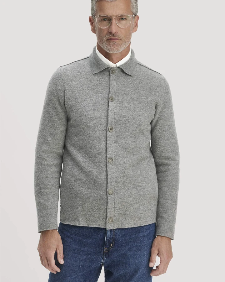 hessnatur Herren Strickjacke Regular aus Bio-Merinowolle - grau - Größe L