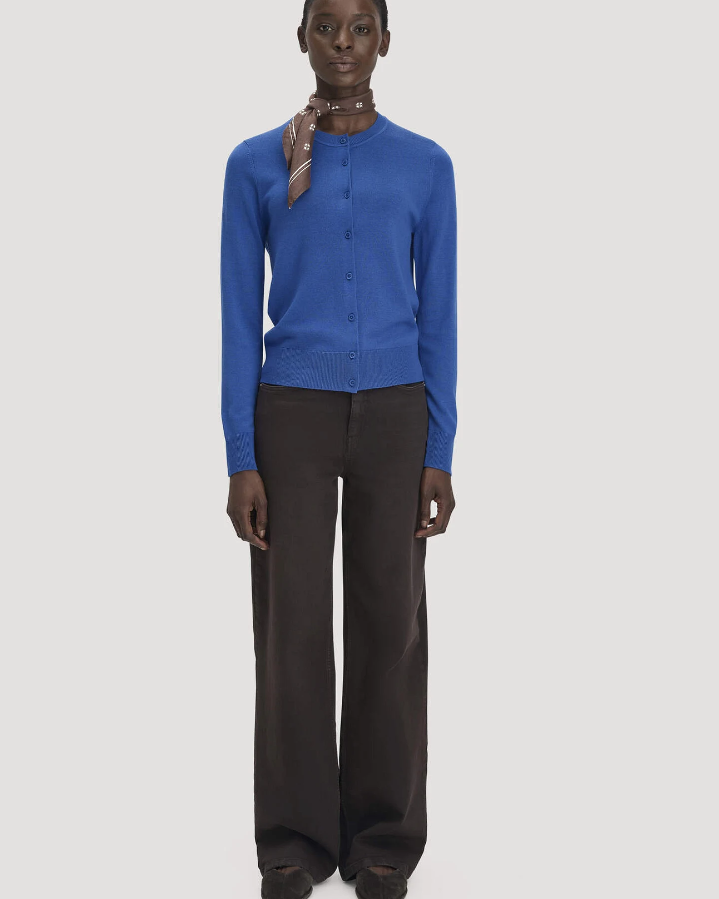 hessnatur Damen Strickjacke Regular aus Merino-Schurwolle - blau - Größe L – Ansicht 2