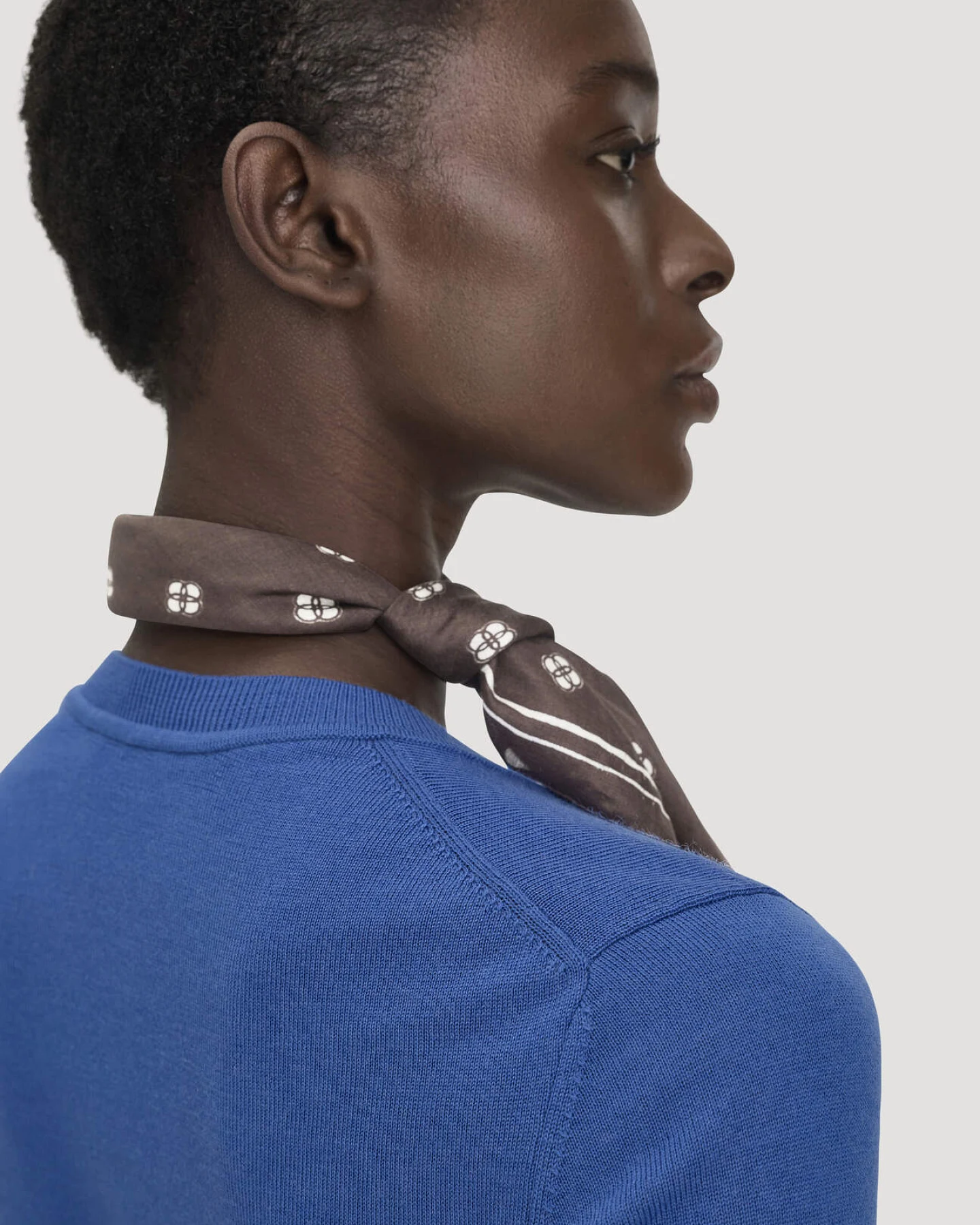hessnatur Damen Strickjacke Regular aus Merino-Schurwolle - blau - Größe L – Ansicht 4
