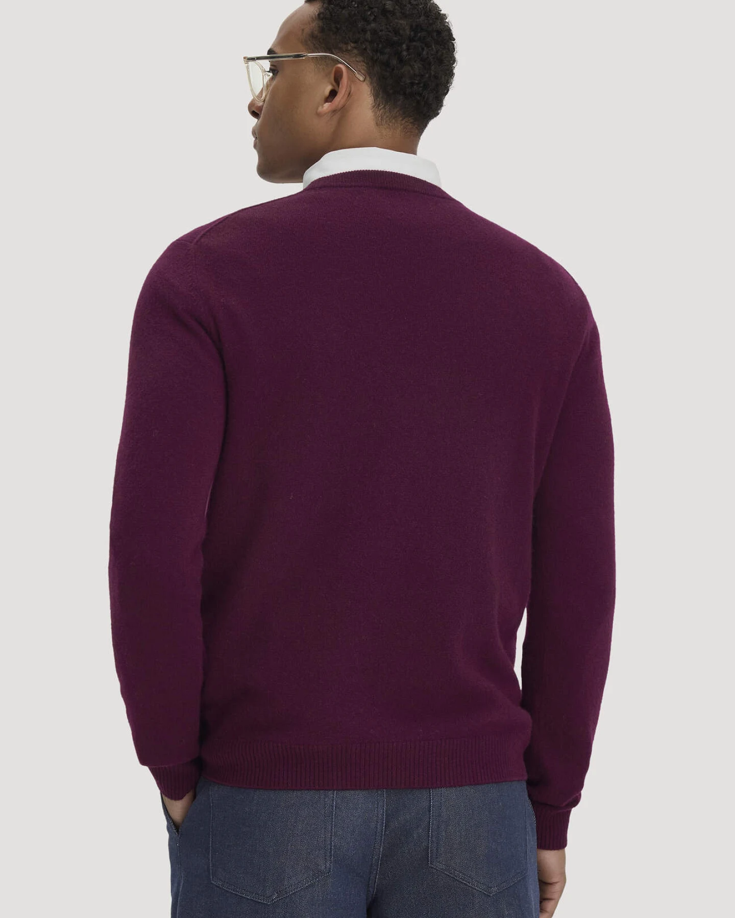 hessnatur Herren Strickpullover Regular BETTER RECYCLING mit recyceltem Cashmere - rot - Größe L – Ansicht 3