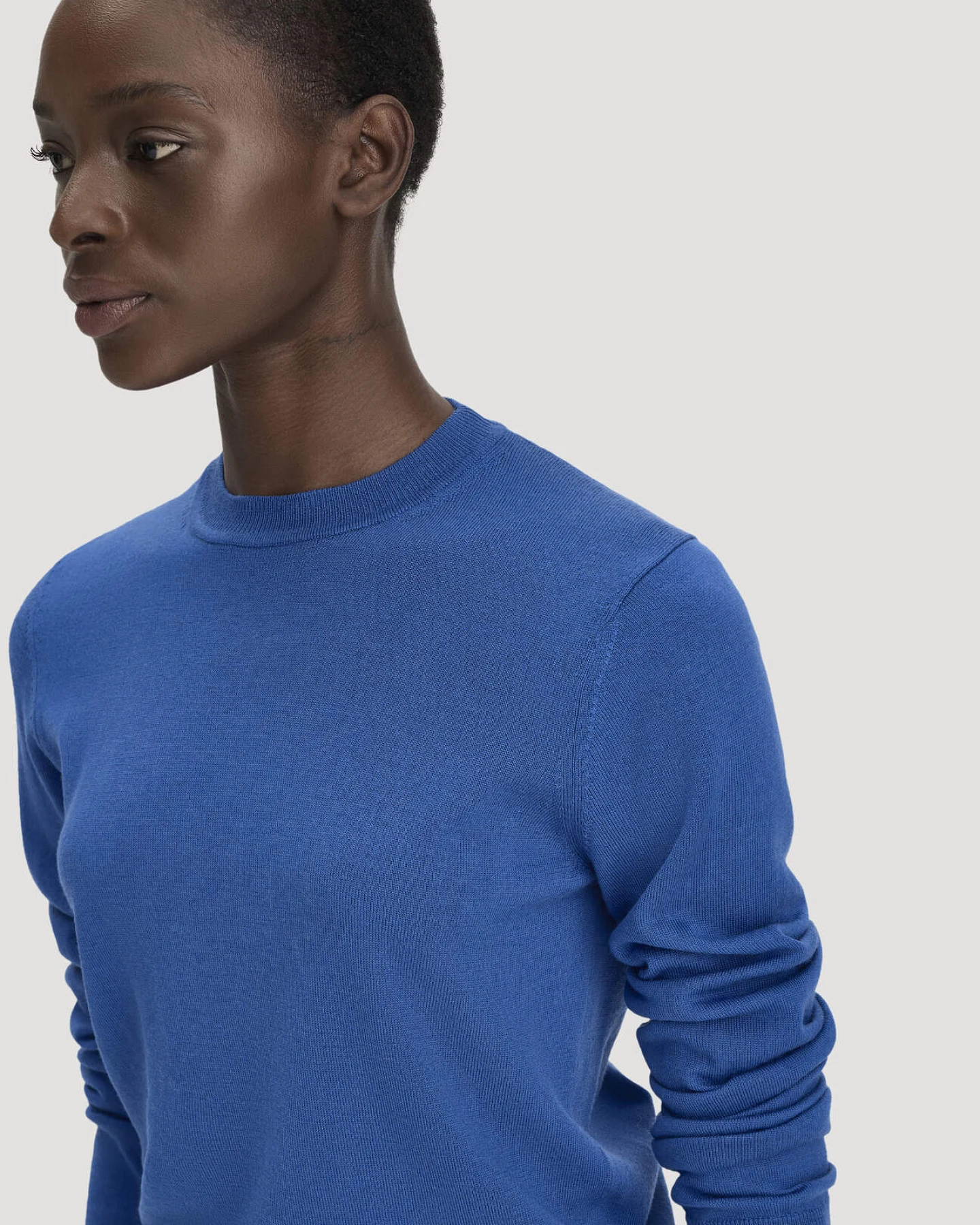 hessnatur Damen Pullover Regular aus Bio-Merinowolle - blau - Größe L – Ansicht 4