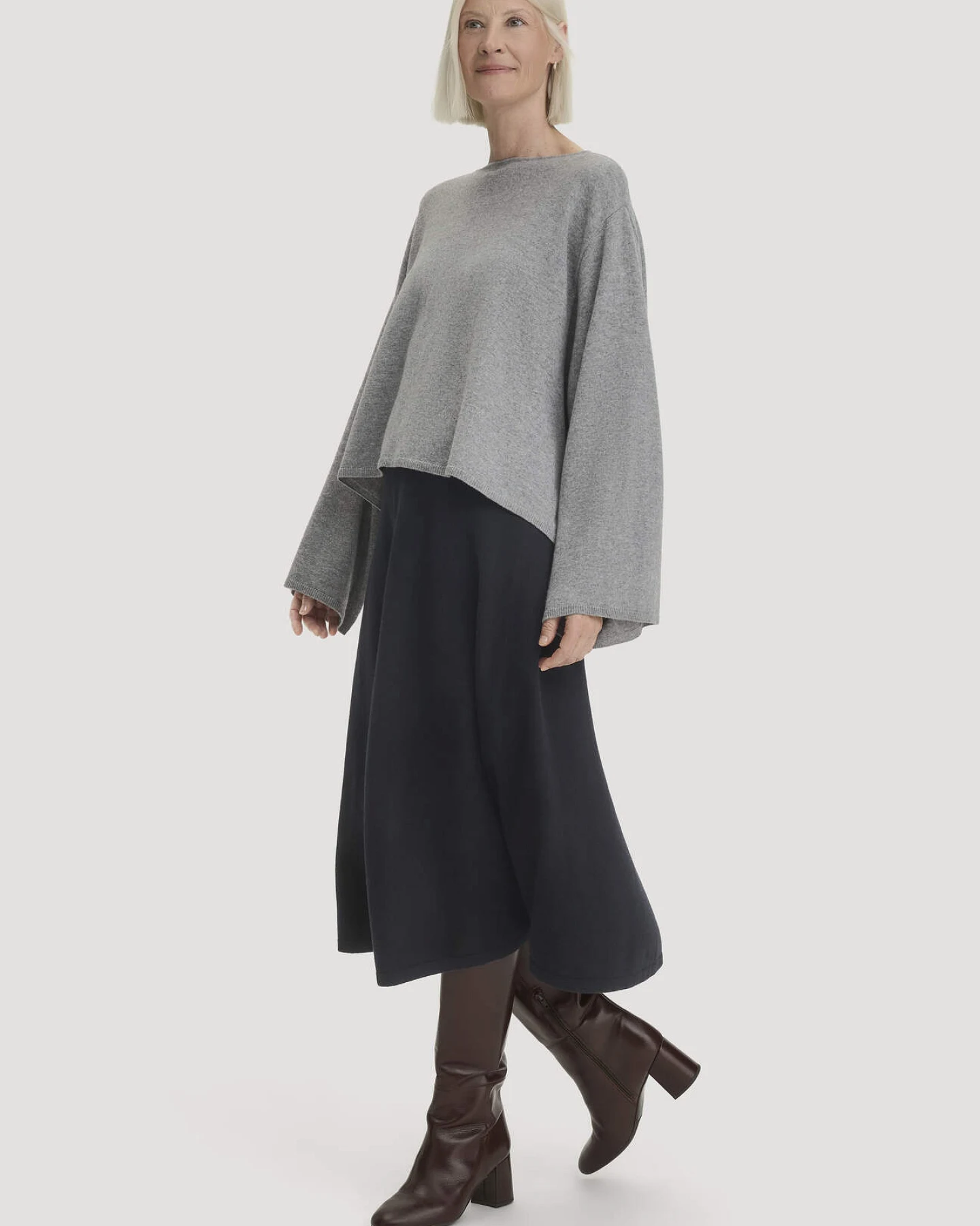 hessnatur Damen Strick Pullover Oversize aus Bio-Merinowolle mit Cashmere - grau - Größe onesize – Ansicht 2