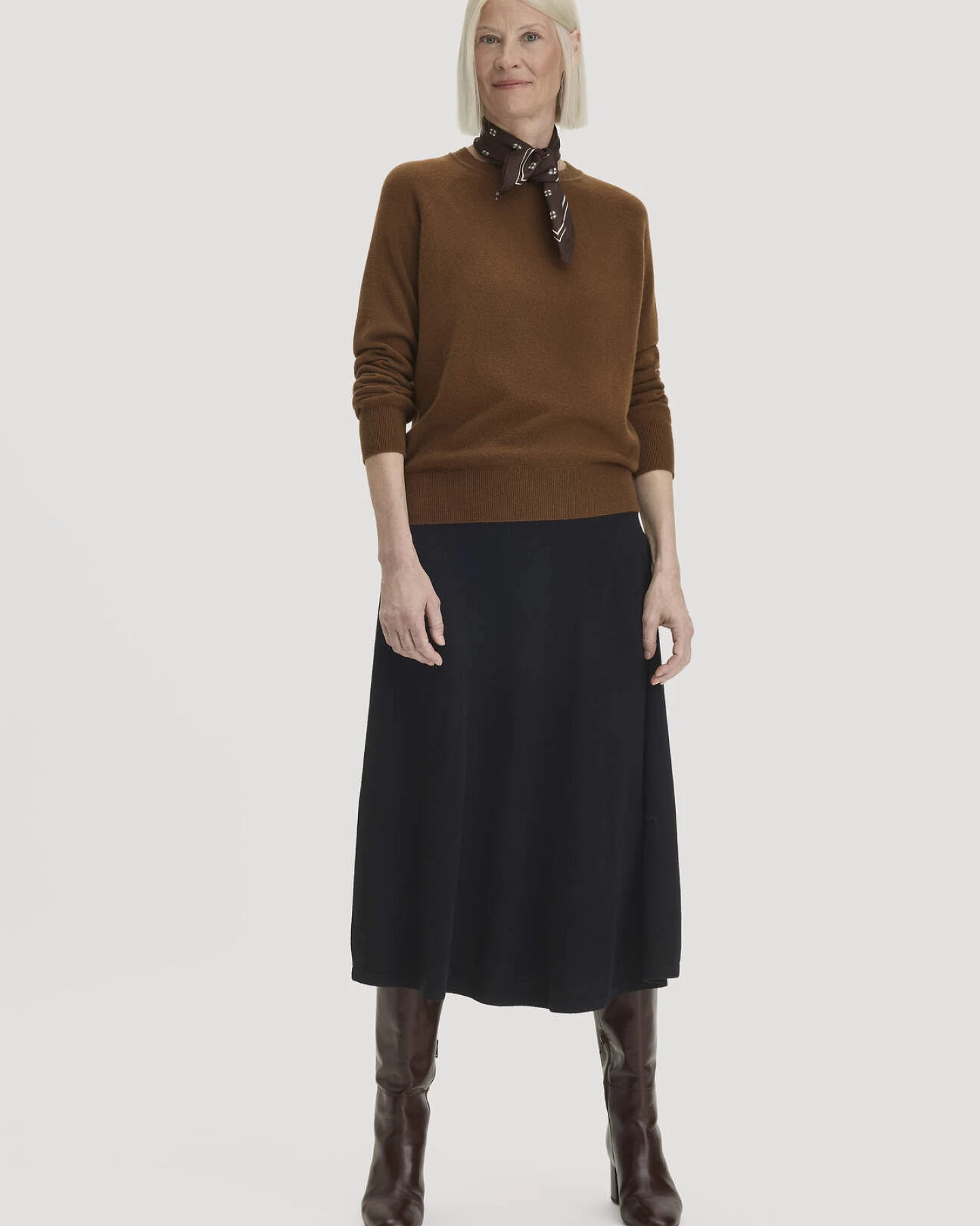 hessnatur Damen Pullover Relaxed BETTER RECYCLING aus Cashmere mit Recycling-Anteil - braun - Größe XXL – Ansicht 2