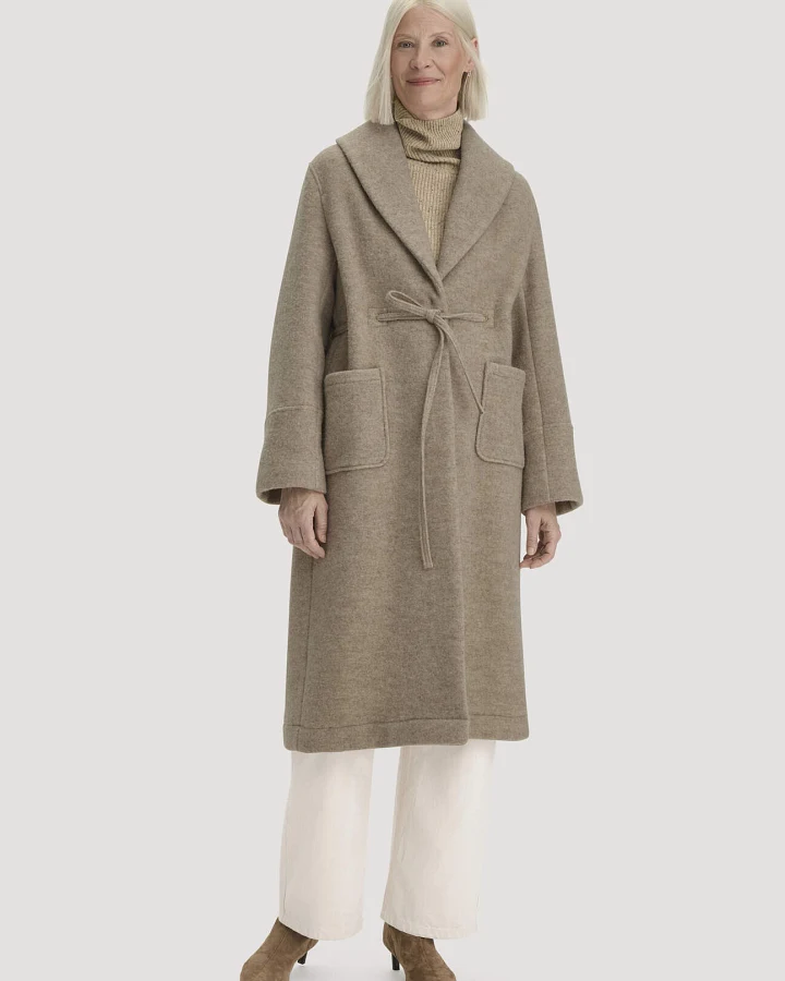 hessnatur Damen Mantel mit Schalkragen Relaxed aus Rhönwolle - beige - Größe 38