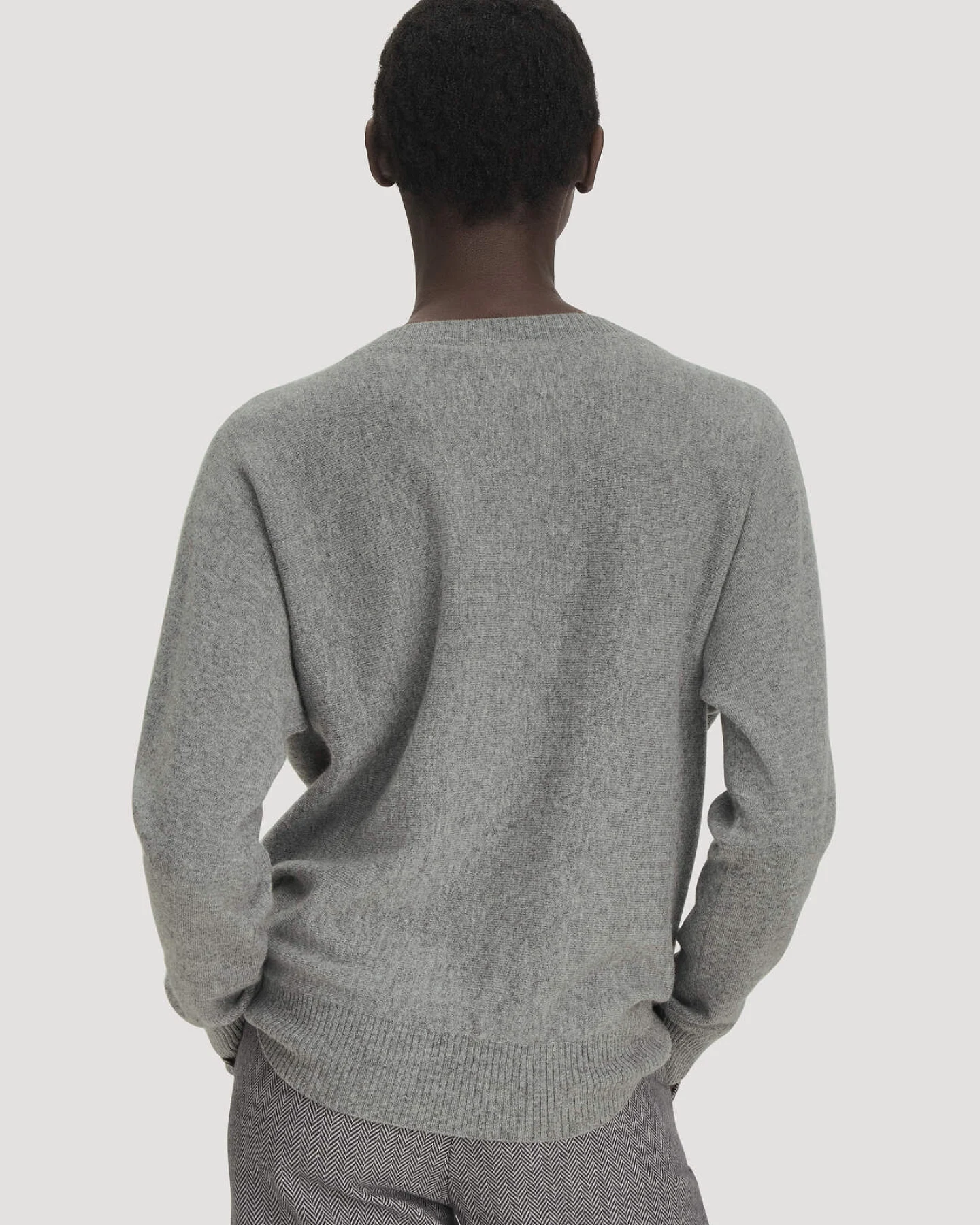 hessnatur Damen Pullover Relaxed aus Bio-Schurwolle mit Cashmere - grau - Größe XL – Ansicht 3