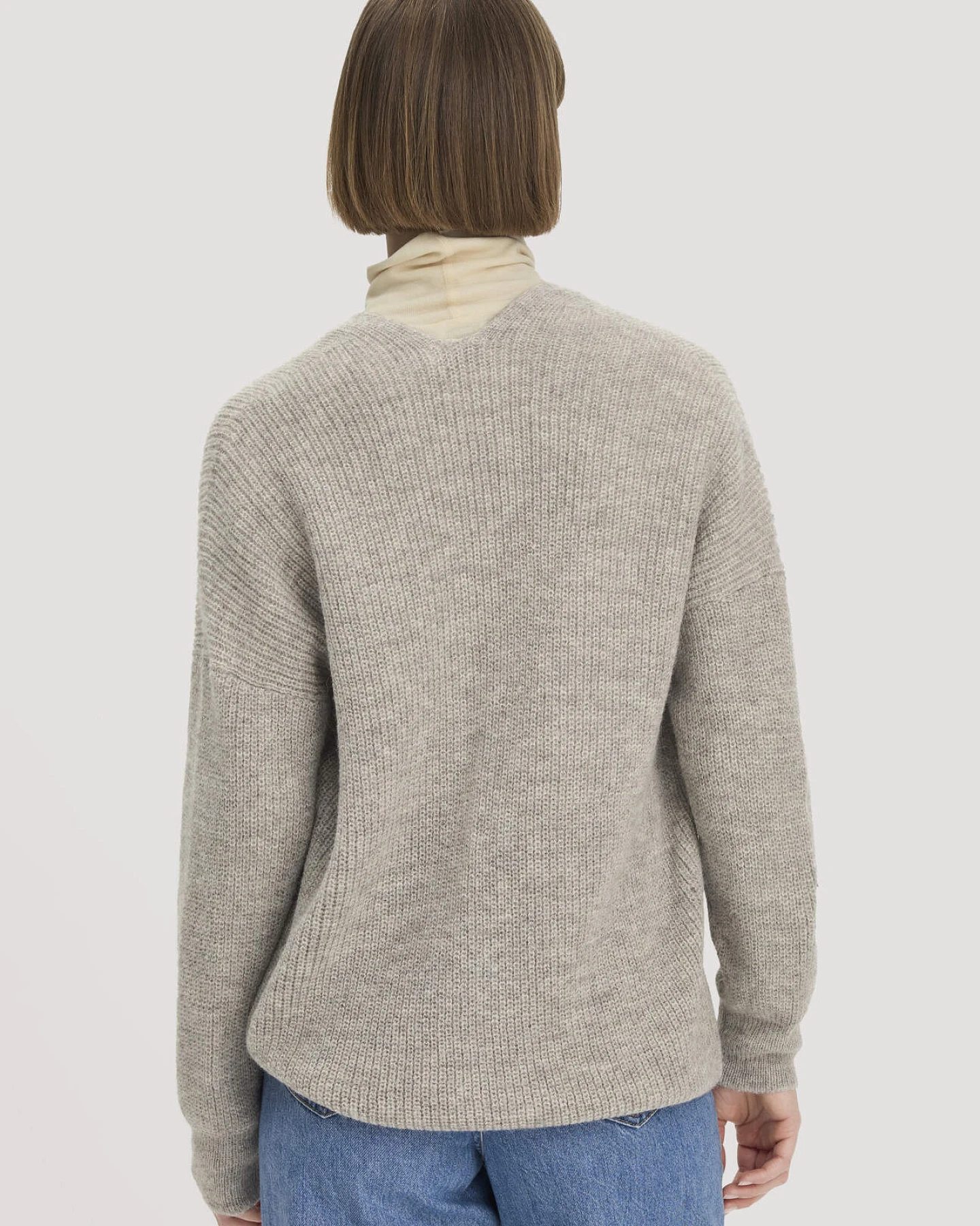 hessnatur Damen Strick Jacke Oversize aus Alpaka - grau - Größe L – Ansicht 3