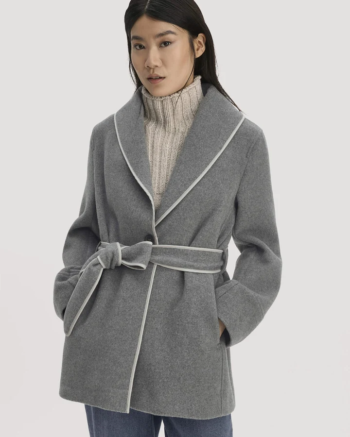 hessnatur Damen Wolljacke Relaxed aus 100% recycelter Wolle - grau - Größe 44