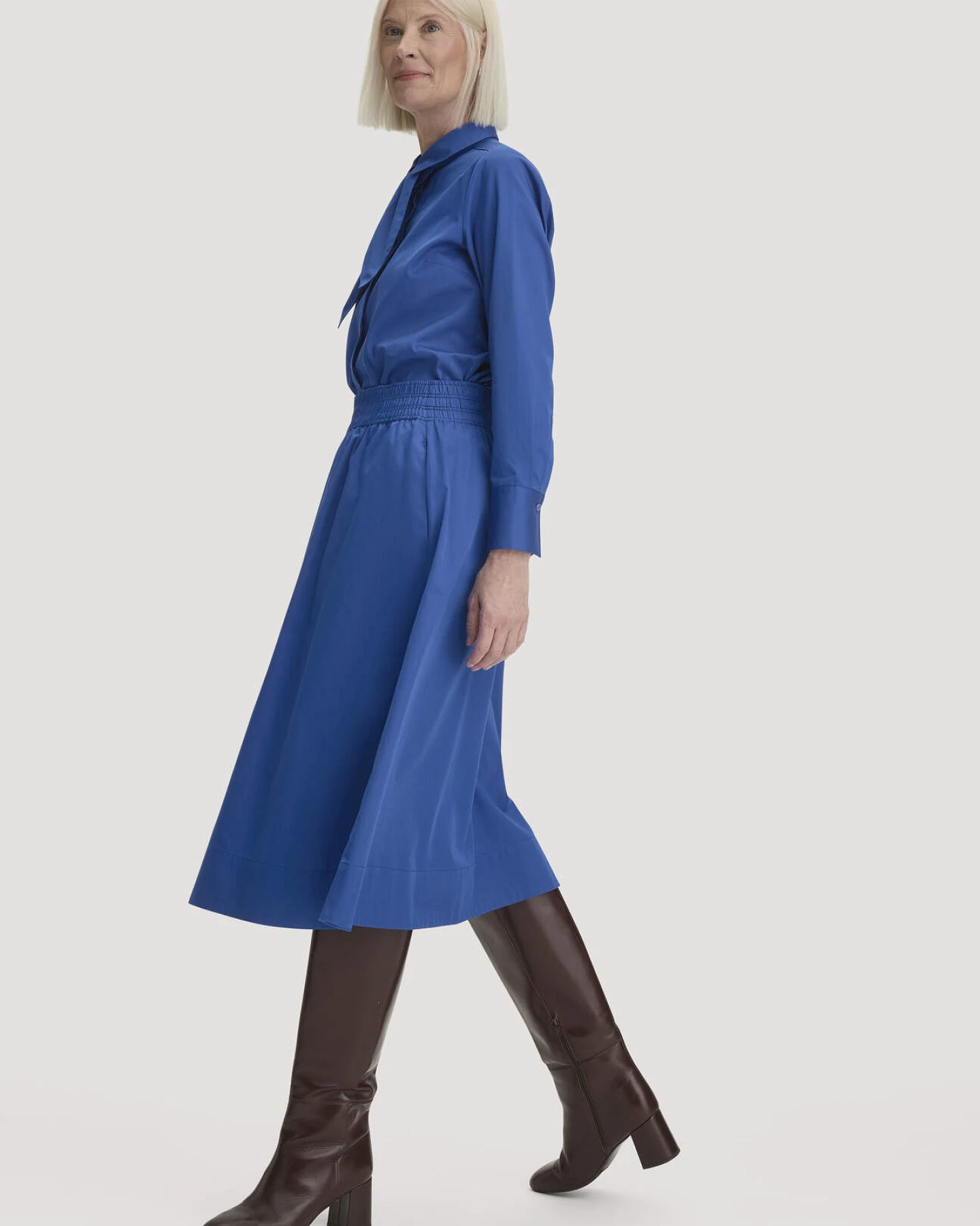 hessnatur Damen Midi Rock aus Bio-Baumwolle - blau - Größe 40 – Ansicht 4