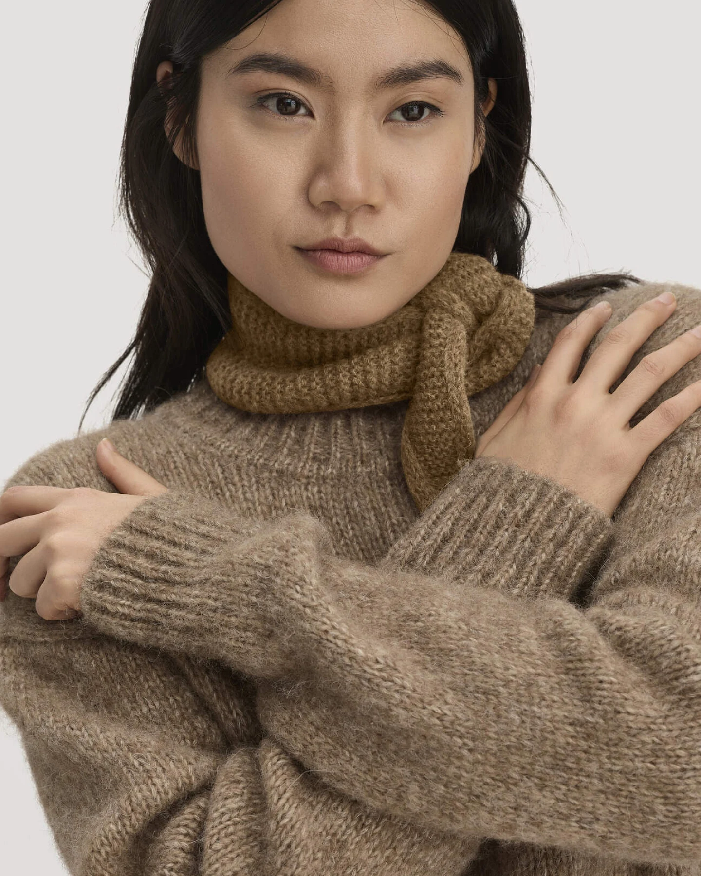 hessnatur Damen Strick Pullover Relaxed aus Alpaka mit Bio-Baumwolle - braun - Größe S – Ansicht 4