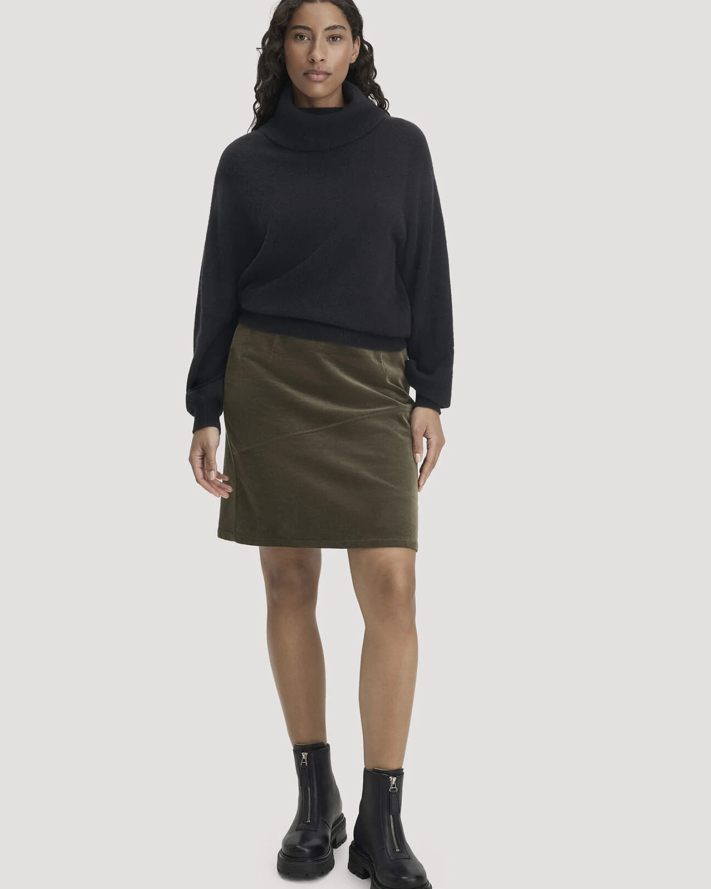 hessnatur Damen Strick-Pullover Relaxed BETTER RECYCLING aus Kaschmir - schwarz - Größe XL – Ansicht 2