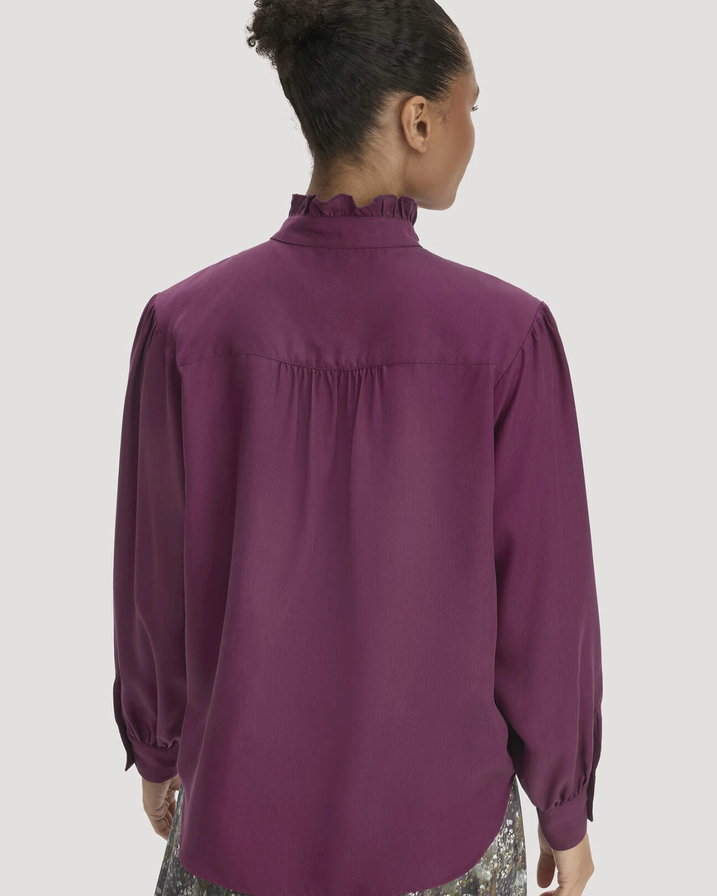 hessnatur Damen Bluse Relaxed aus TENCEL™ Lyocell - rot - Größe 38 – Ansicht 3