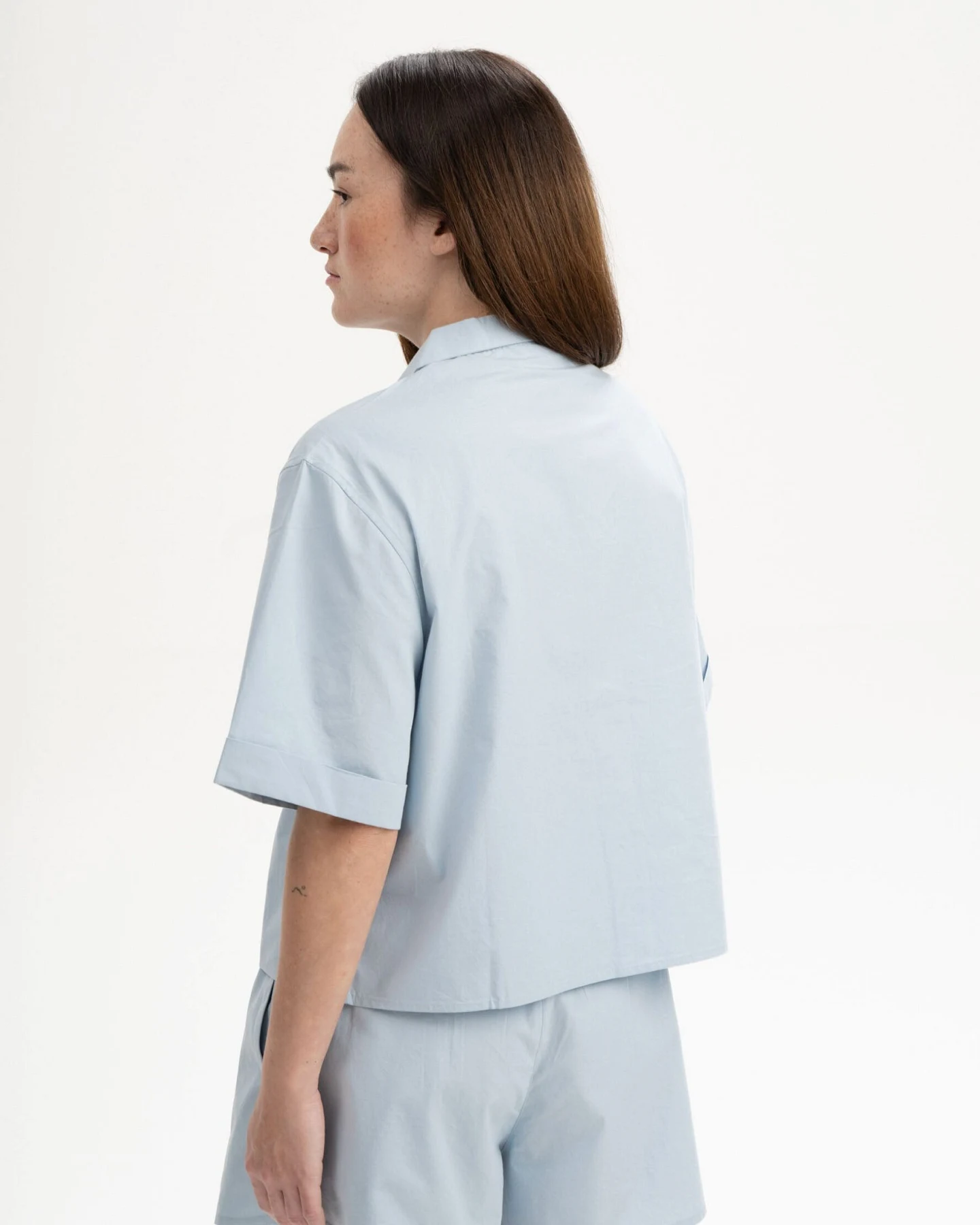 MELA Damen vegan Pyjama Shirt Kurzarm Hansika Cloudy Blue – Ansicht 2