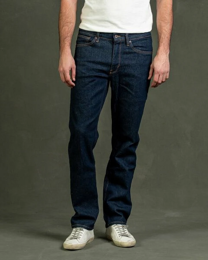 Kuyichi Herren Jeans SCOTT Straight mit regenerativer Baumwolle (Dark rinse)