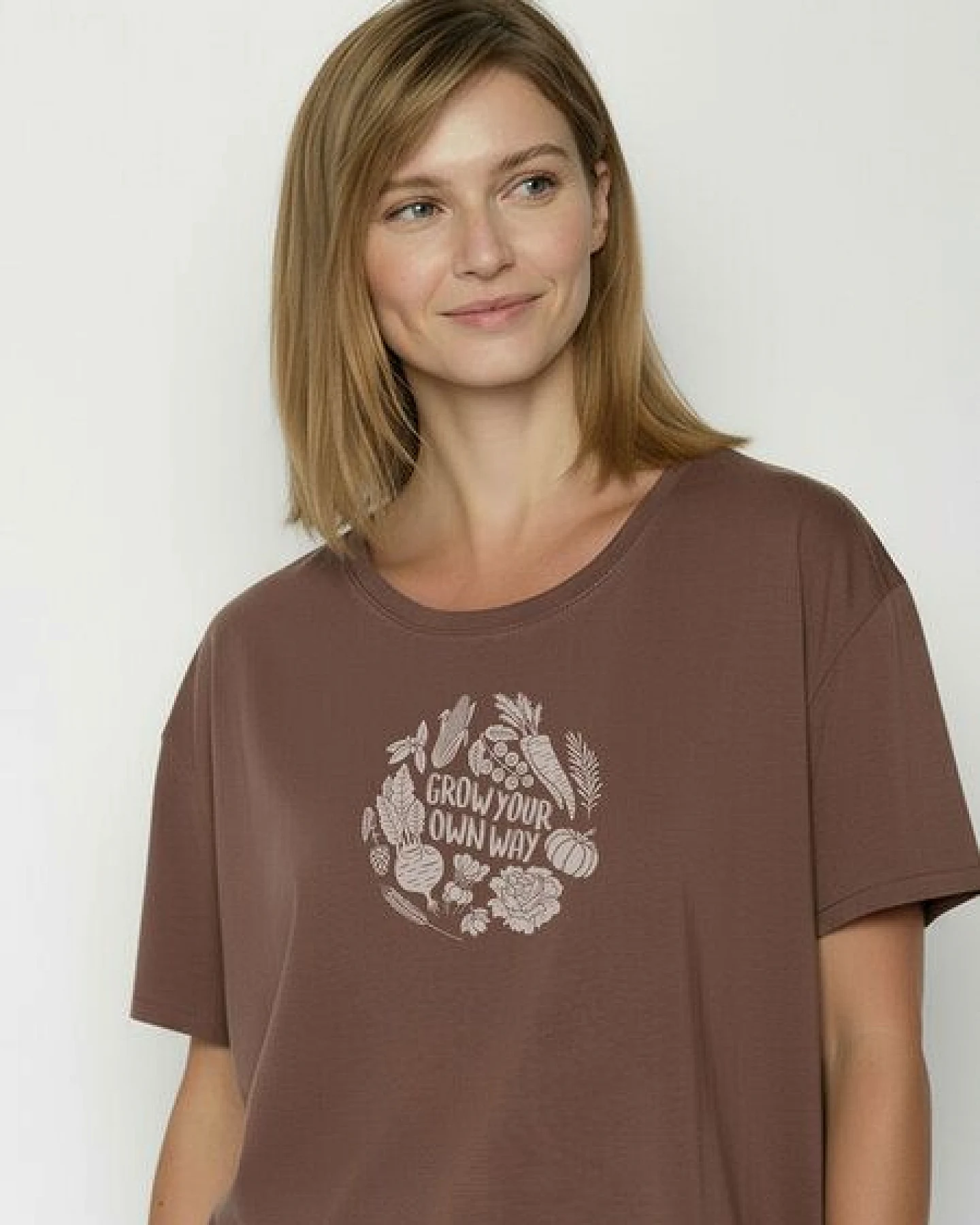 GREENBOMB Veggie Patch Feel - Lässiges T-Shirt aus Bio-Baumwoll-Mix / hochwertiger Print / GOTS / Fair & Vegan – Ansicht 2