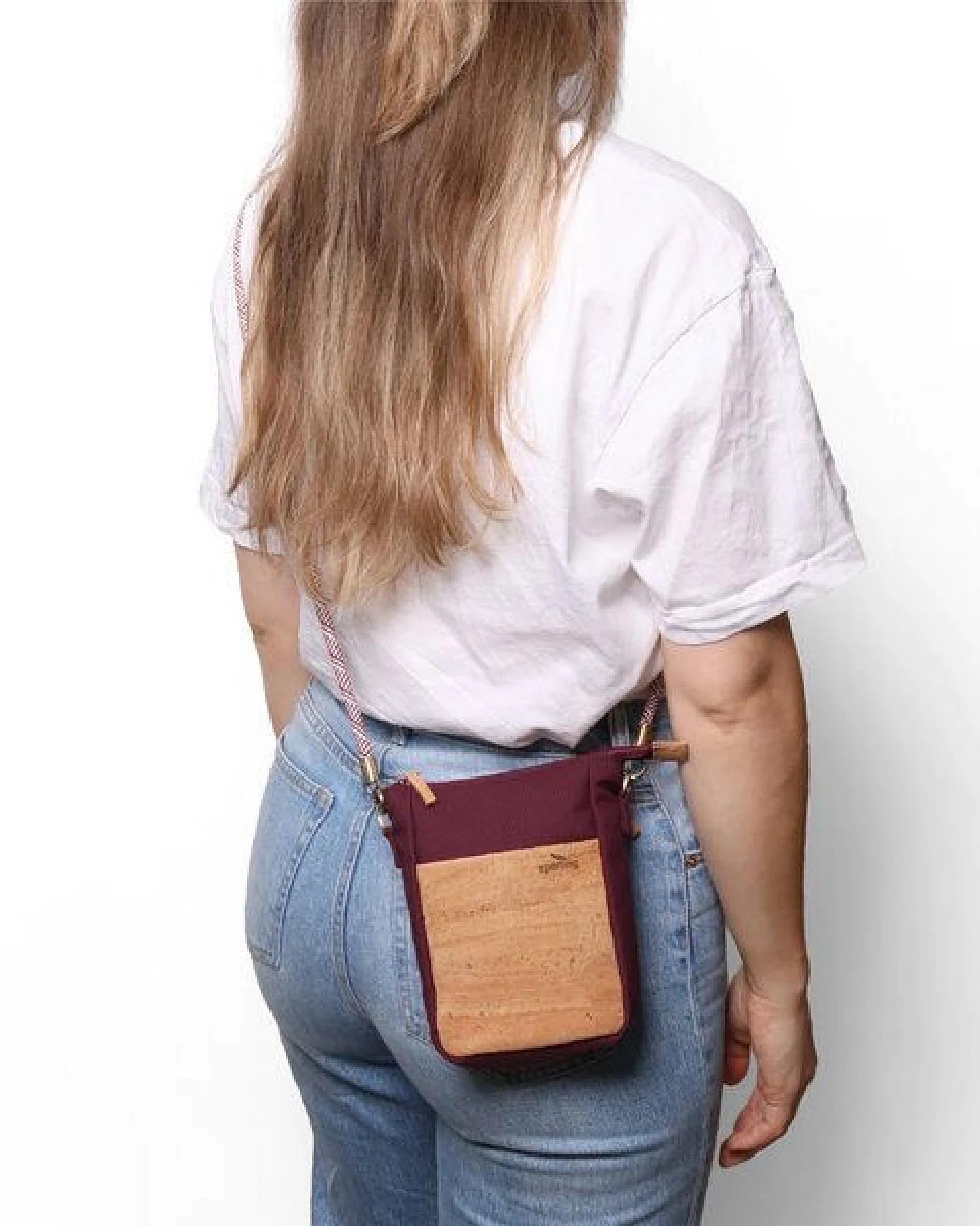 Sperling "Cheeky" Mini-Handtasche aus Recycling- & Naturmaterialien – Ansicht 3