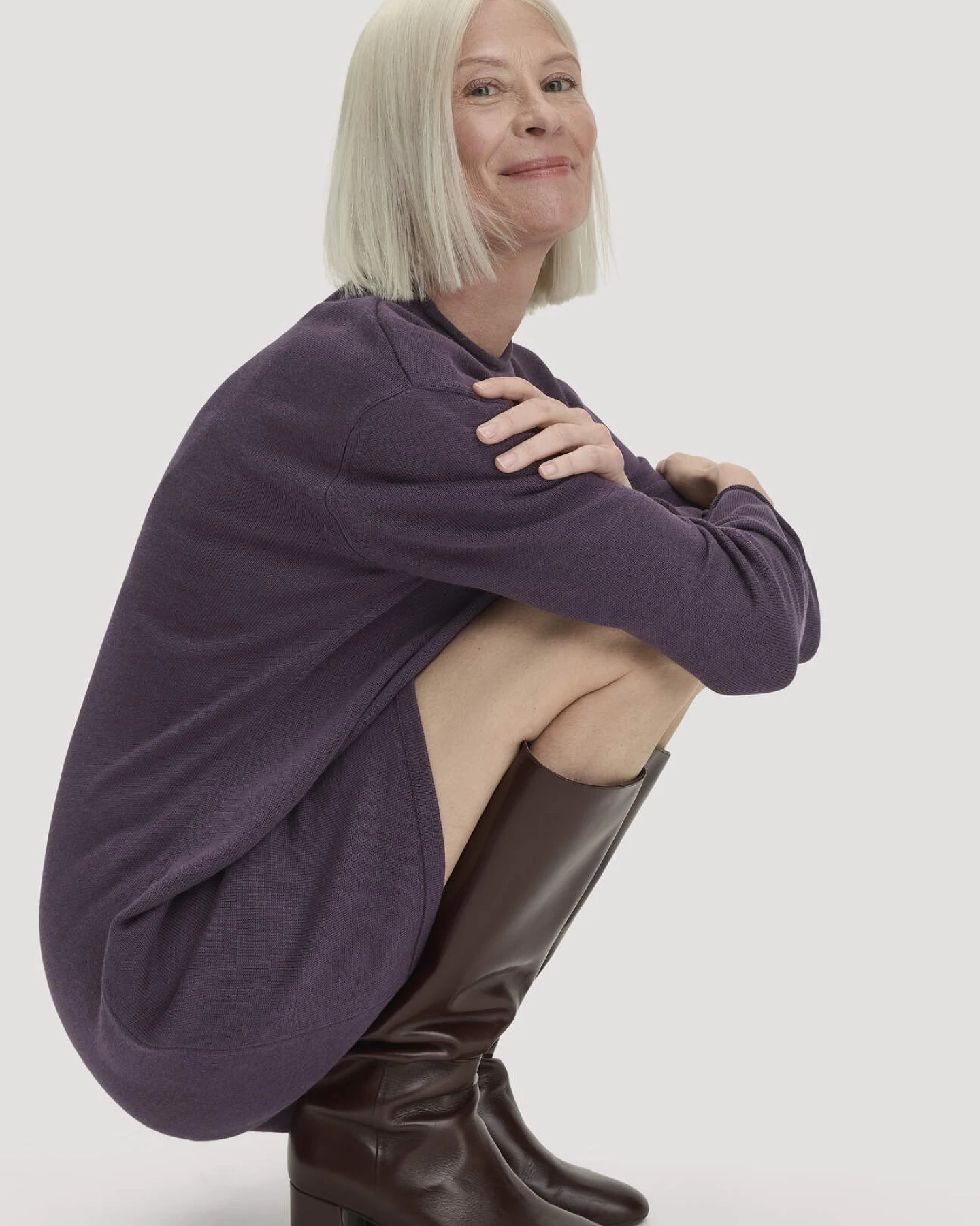 hessnatur Damen Strickkleid Relaxed aus TENCEL™ Lyocell mit Bio-Baumwolle - lila - Größe M – Ansicht 4
