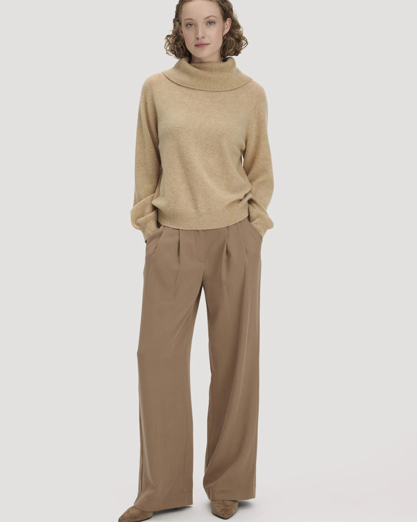 hessnatur Damen Strick-Pullover Relaxed BETTER RECYCLING aus Kaschmir - beige - Größe M – Ansicht 2