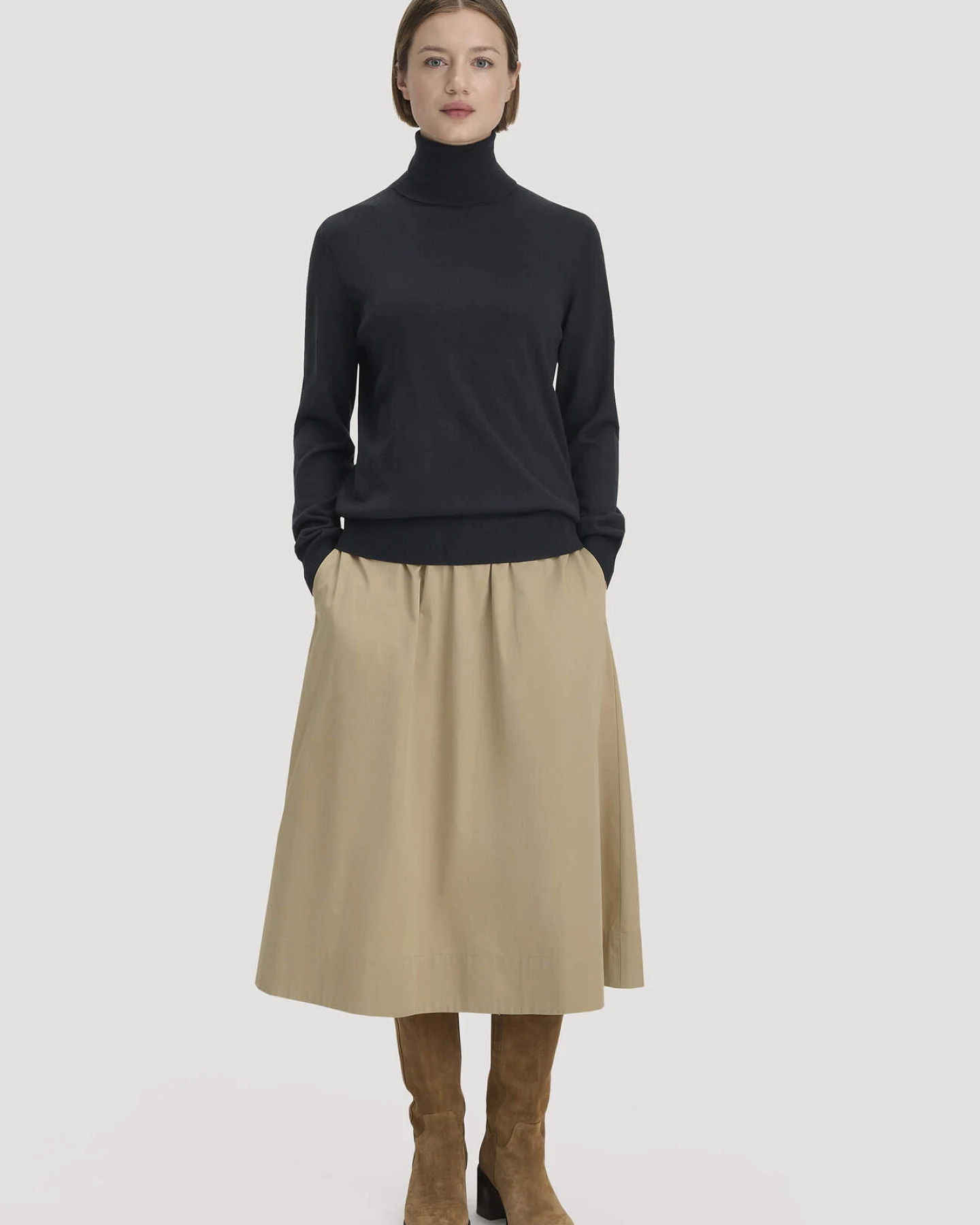 hessnatur Damen Rollkragenpullover Relaxed aus Bio-Merinowolle - blau - Größe S – Ansicht 2