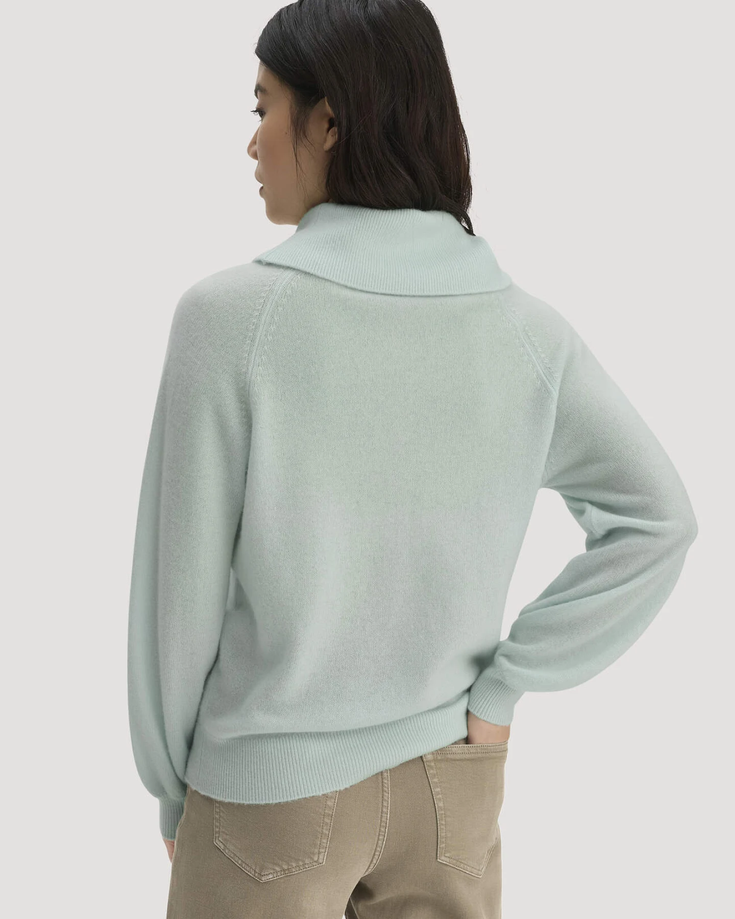 hessnatur Damen Strick-Pullover Relaxed BETTER RECYCLING aus Kaschmir - grün - Größe XXL – Ansicht 3