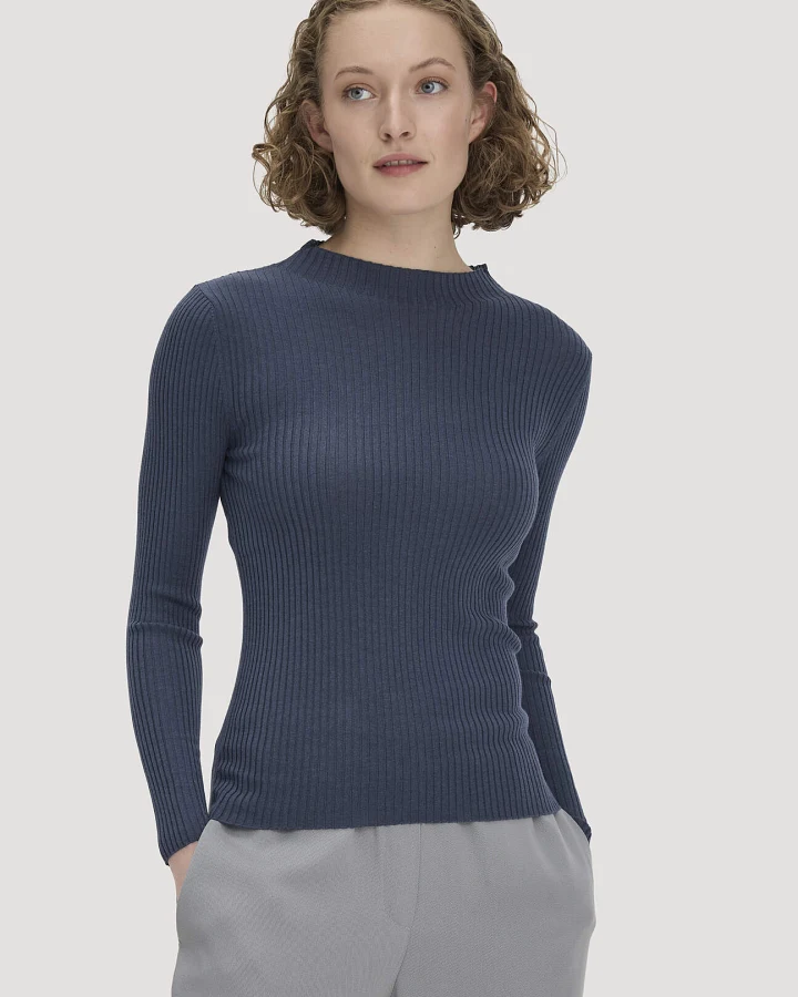 Blau