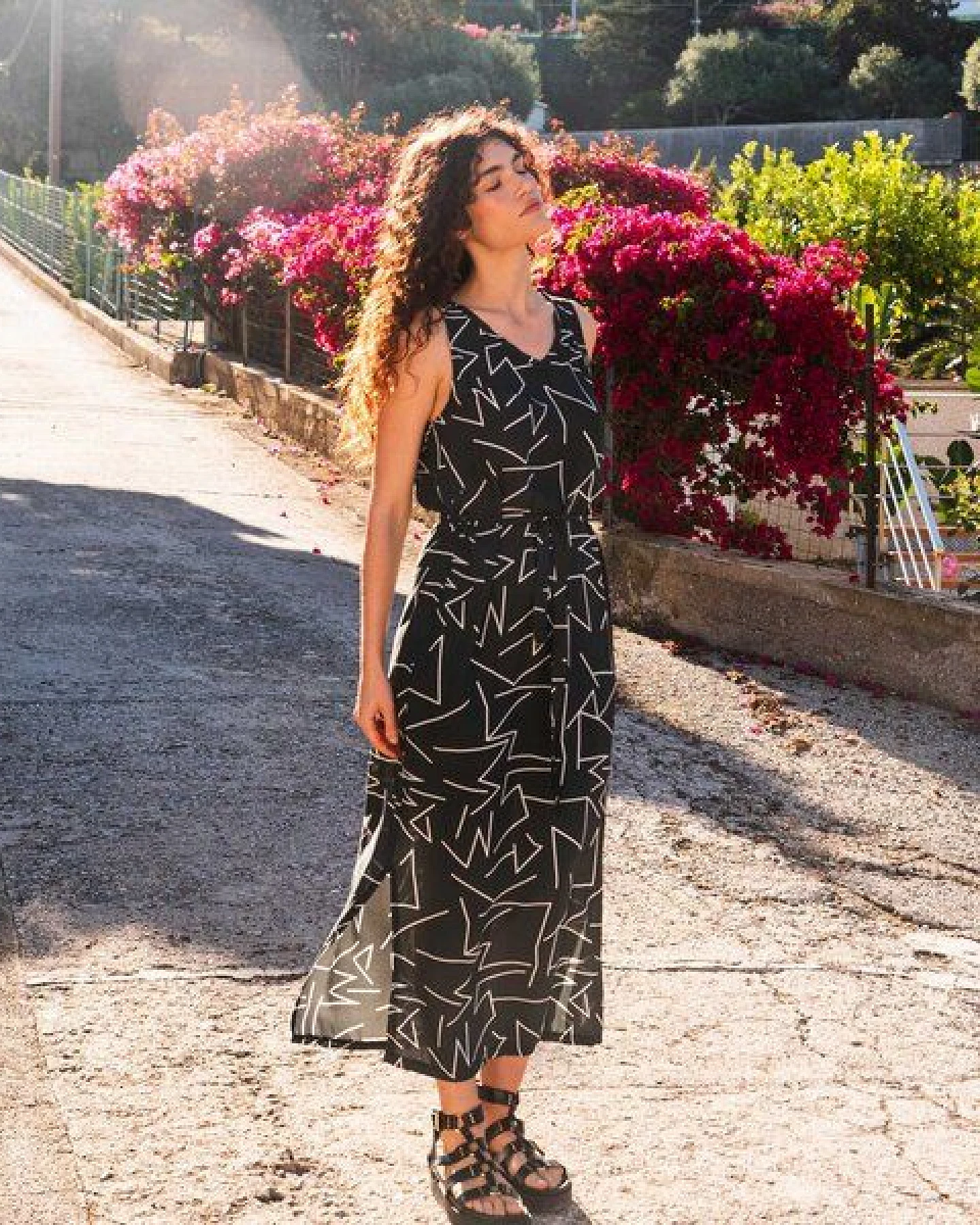 WiDDA berlin Maxikleid VANI Lines aus ECOVERO® – Ansicht 2