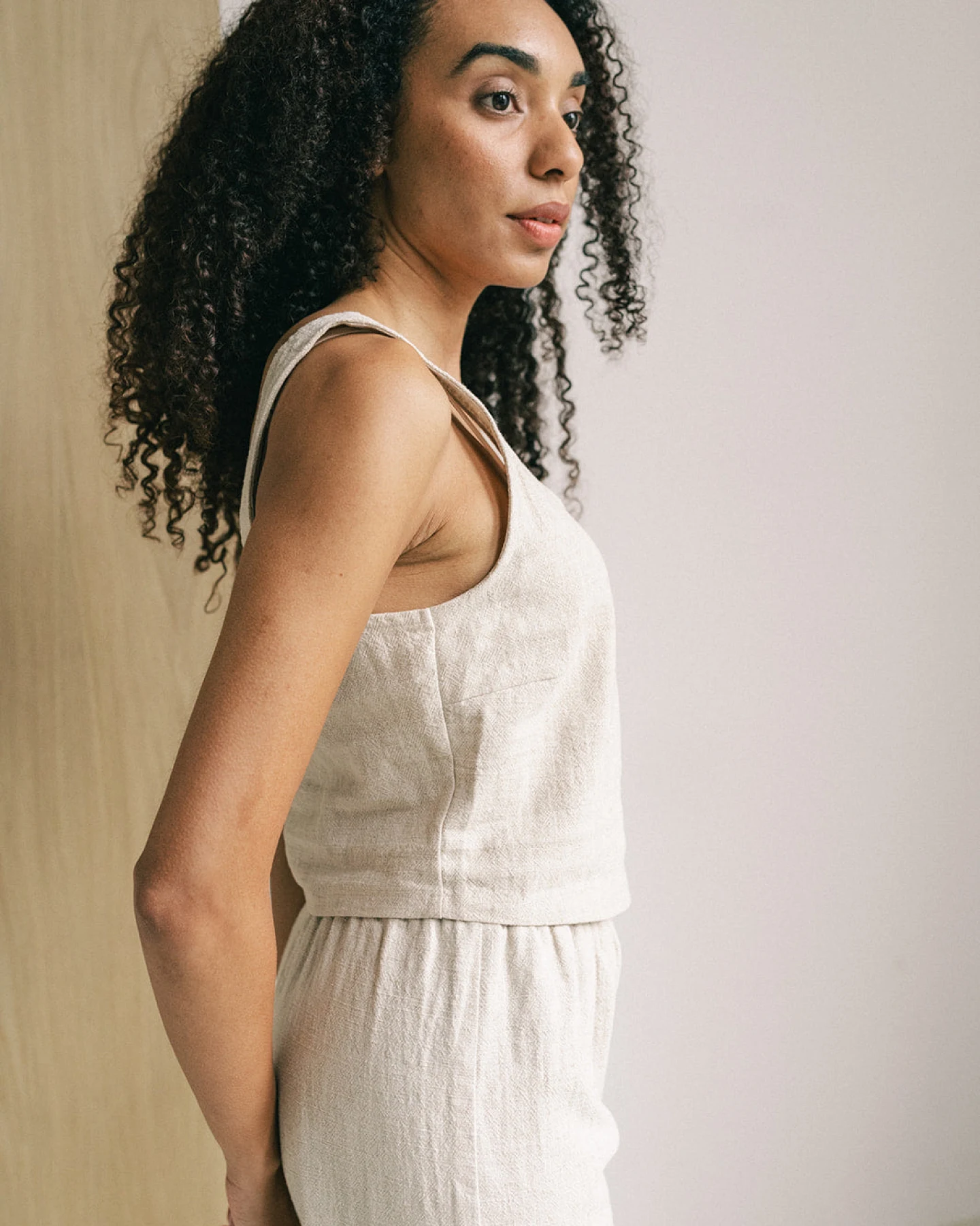 The View Yoga Damen vegan Top Rio Beige – Ansicht 2