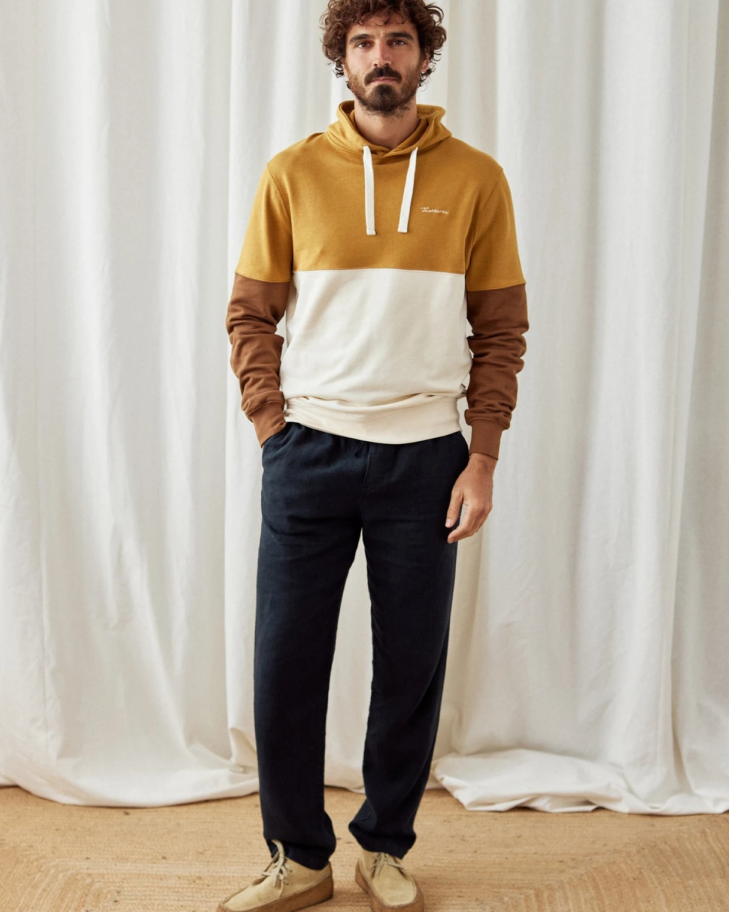 TWOTHIRDS Herren vegan Hoodie Kermadec Einfarbig Braun – Ansicht 2