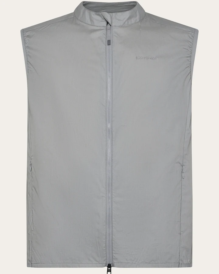 KnowledgeCotton Apparel Herren vegan Weste Herren Vent Ripstop 90 Ultimate Grey