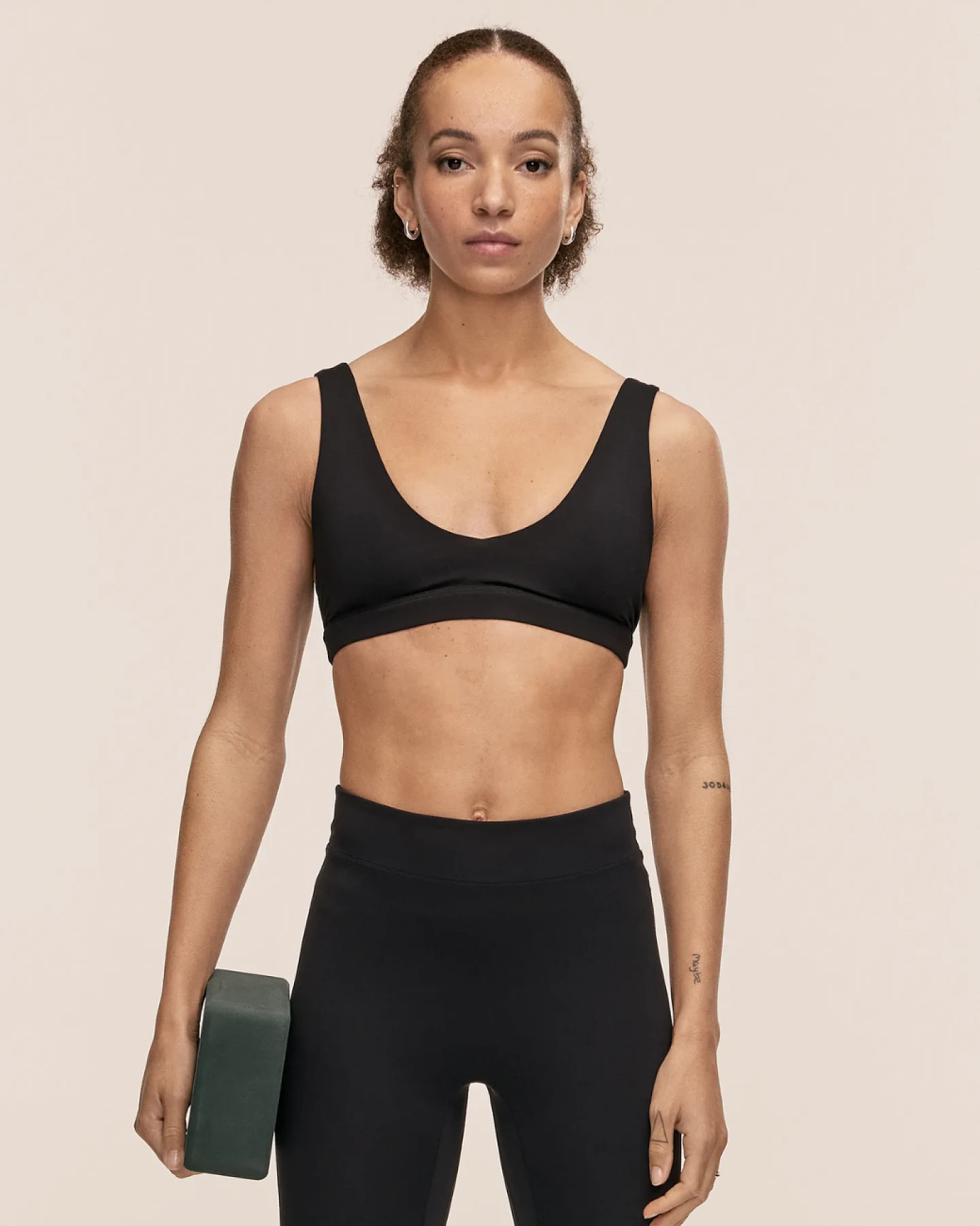 Casall Soft Touch Padded Sports Top - Black M – Ansicht 6