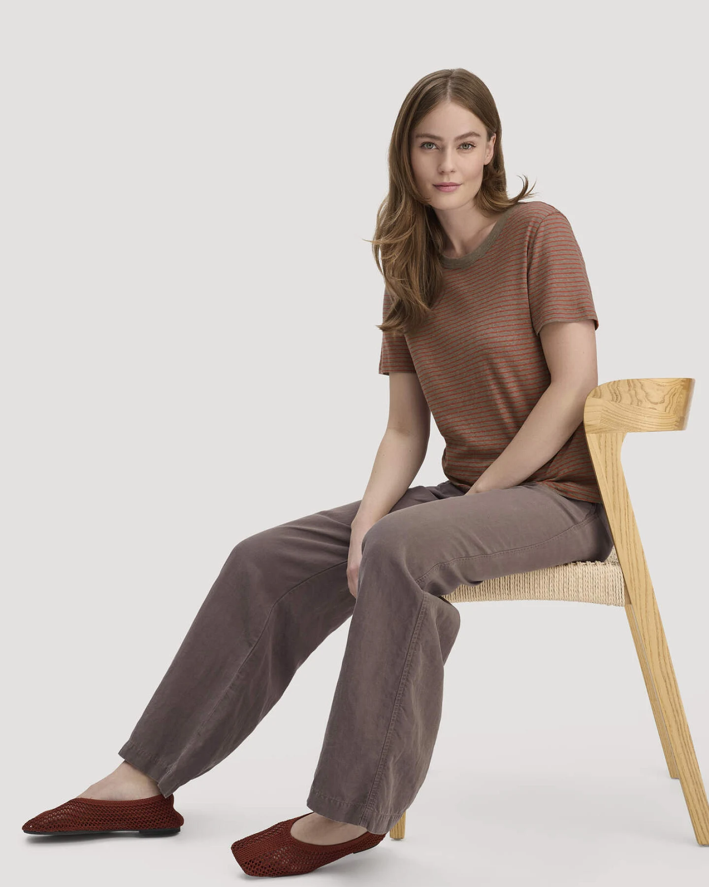 hessnatur Damen Hose Wide Leg aus TENCEL™ Lyocell mit Leinen - braun - Größe 46 – Ansicht 4