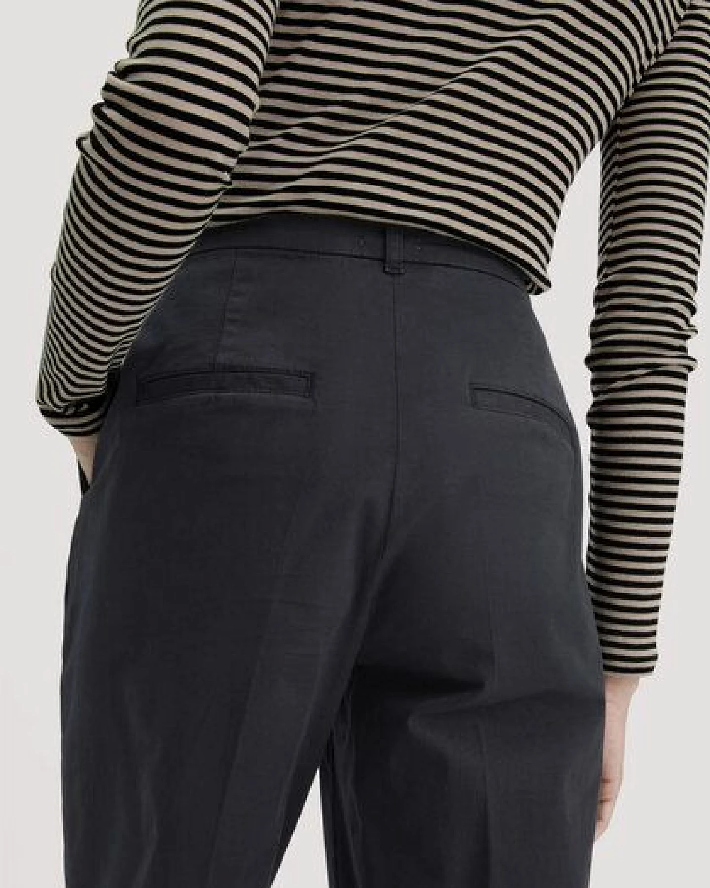 hessnatur Hose Straight Leg Relaxed aus Bio-Baumwolle – Ansicht 2