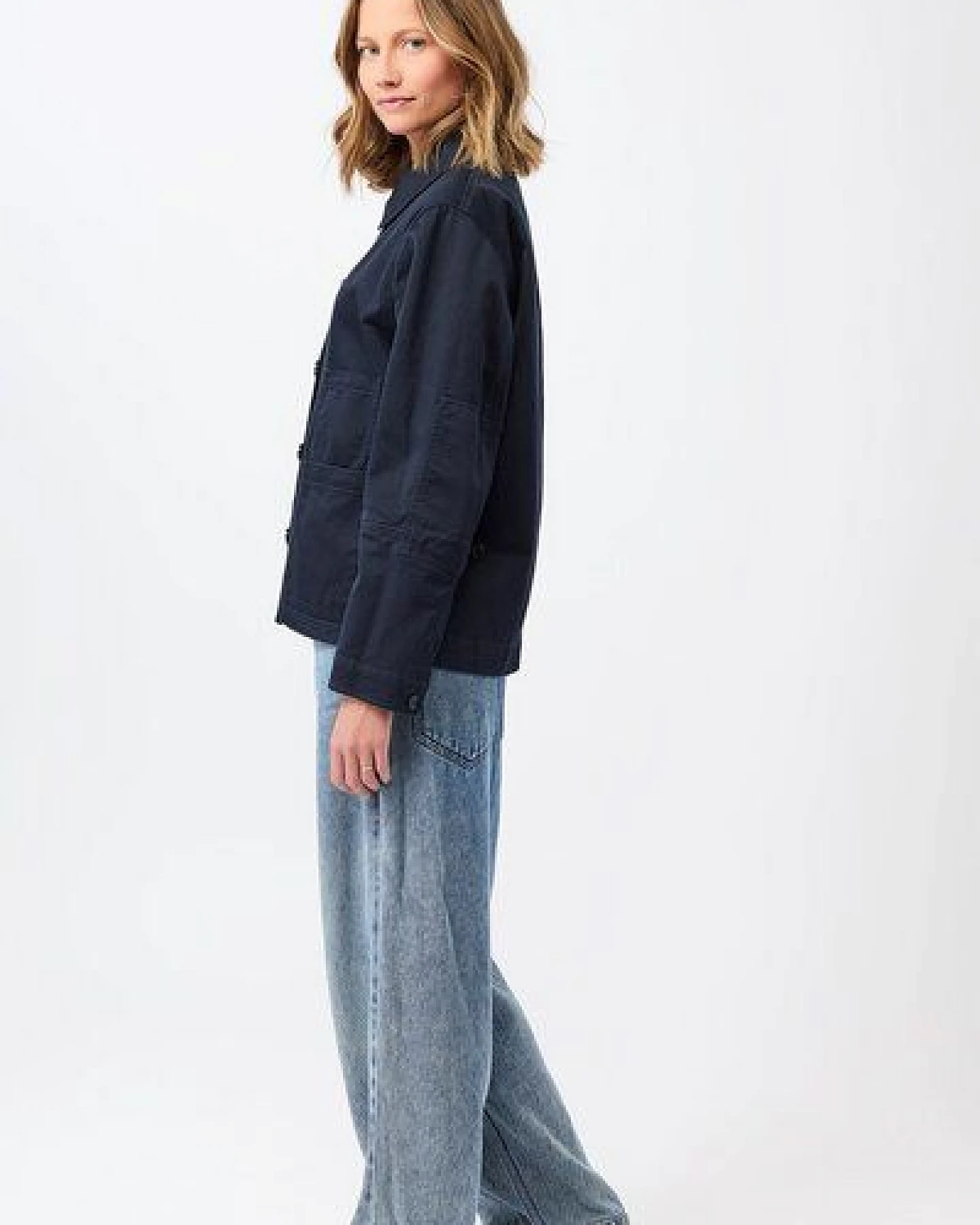 LangerChen Kurze Jacke mit Knöpfen – Ansicht 3