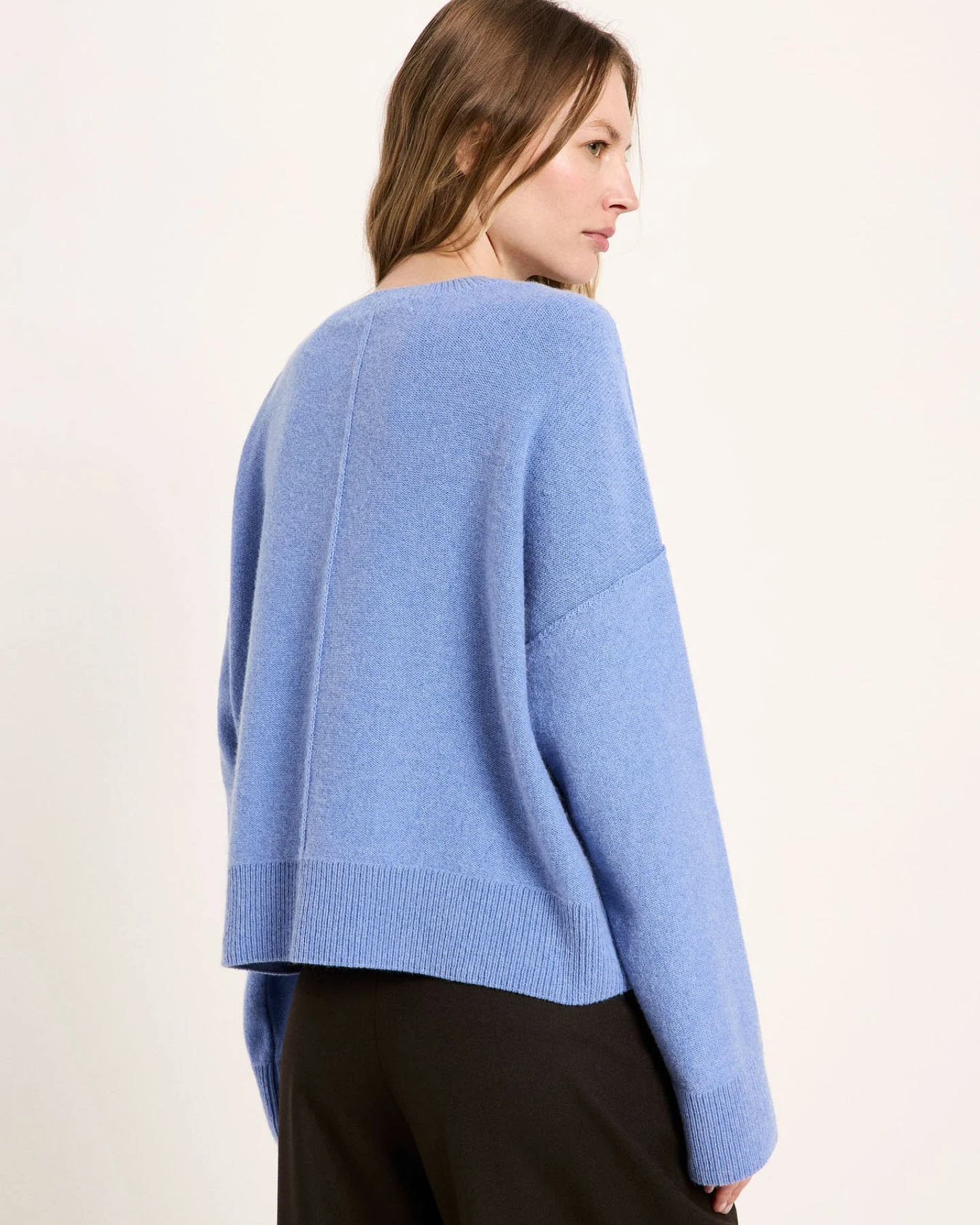 Oversized Rundhalspullover (GOTS) – Ansicht 4
