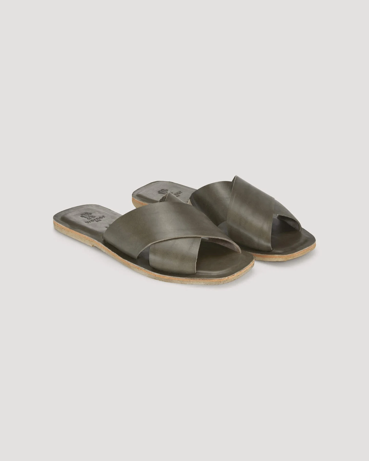 hessnatur Damen Pantolette aus Nappaleder - grün - Größe 42 – Ansicht 3