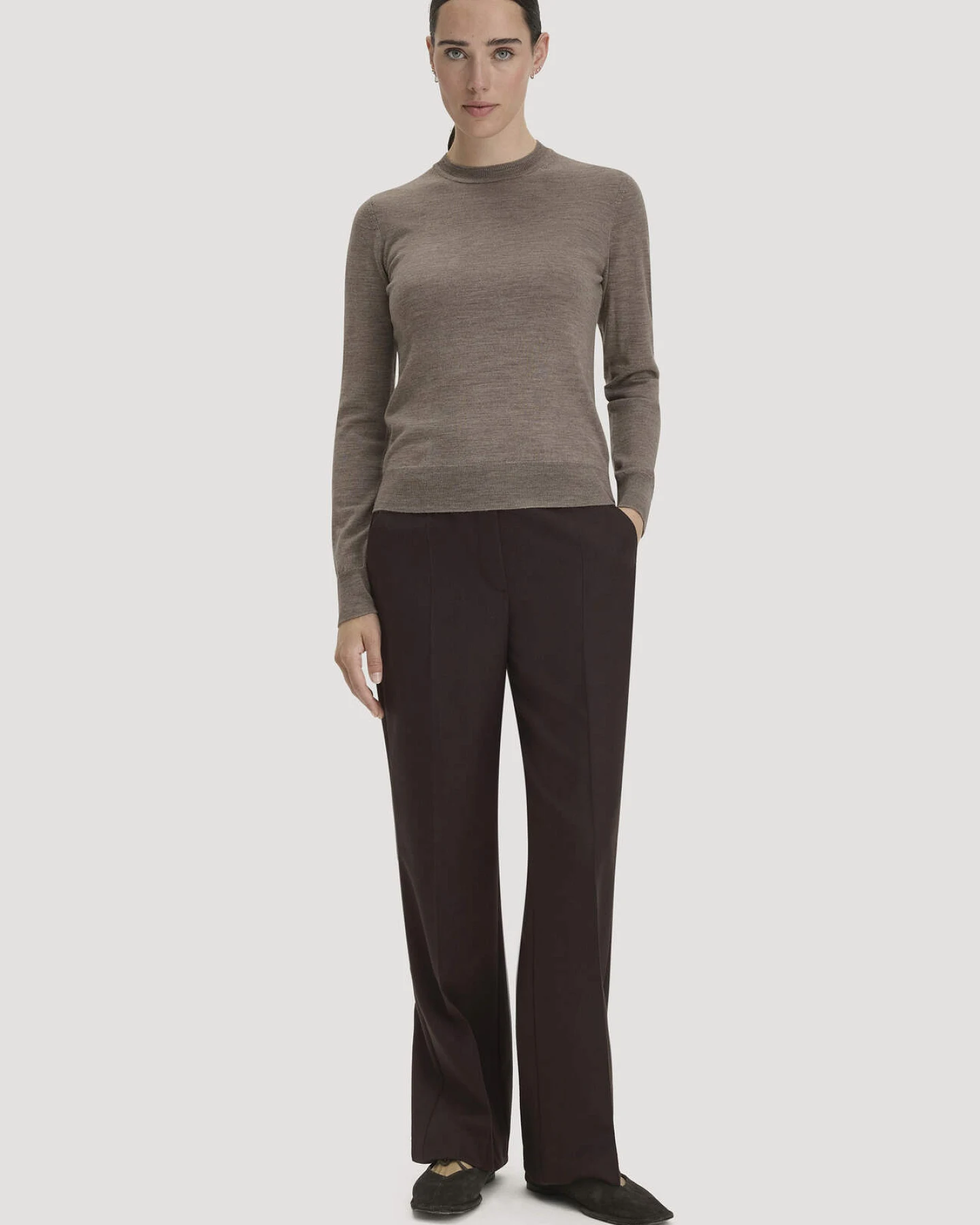 hessnatur Damen Pullover Regular aus Bio-Merinowolle - lila - Größe L – Ansicht 2