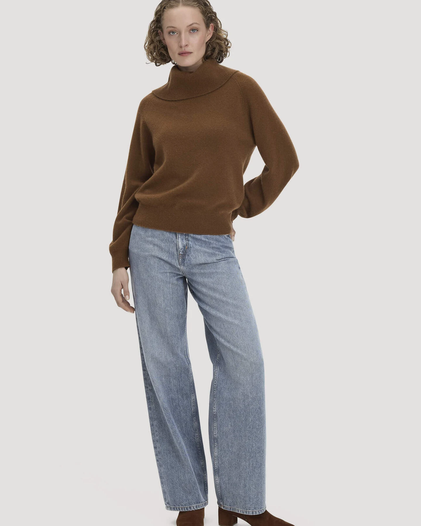 hessnatur Damen Strick-Pullover Relaxed BETTER RECYCLING aus Kaschmir - braun - Größe M – Ansicht 2