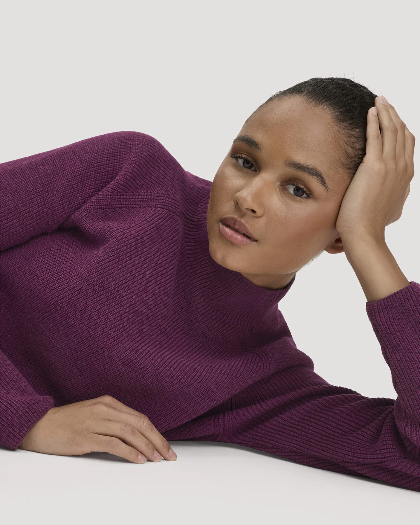 hessnatur Damen Strickpullover Relaxed aus Bio-Baumwolle - rot - Größe XS – Ansicht 4