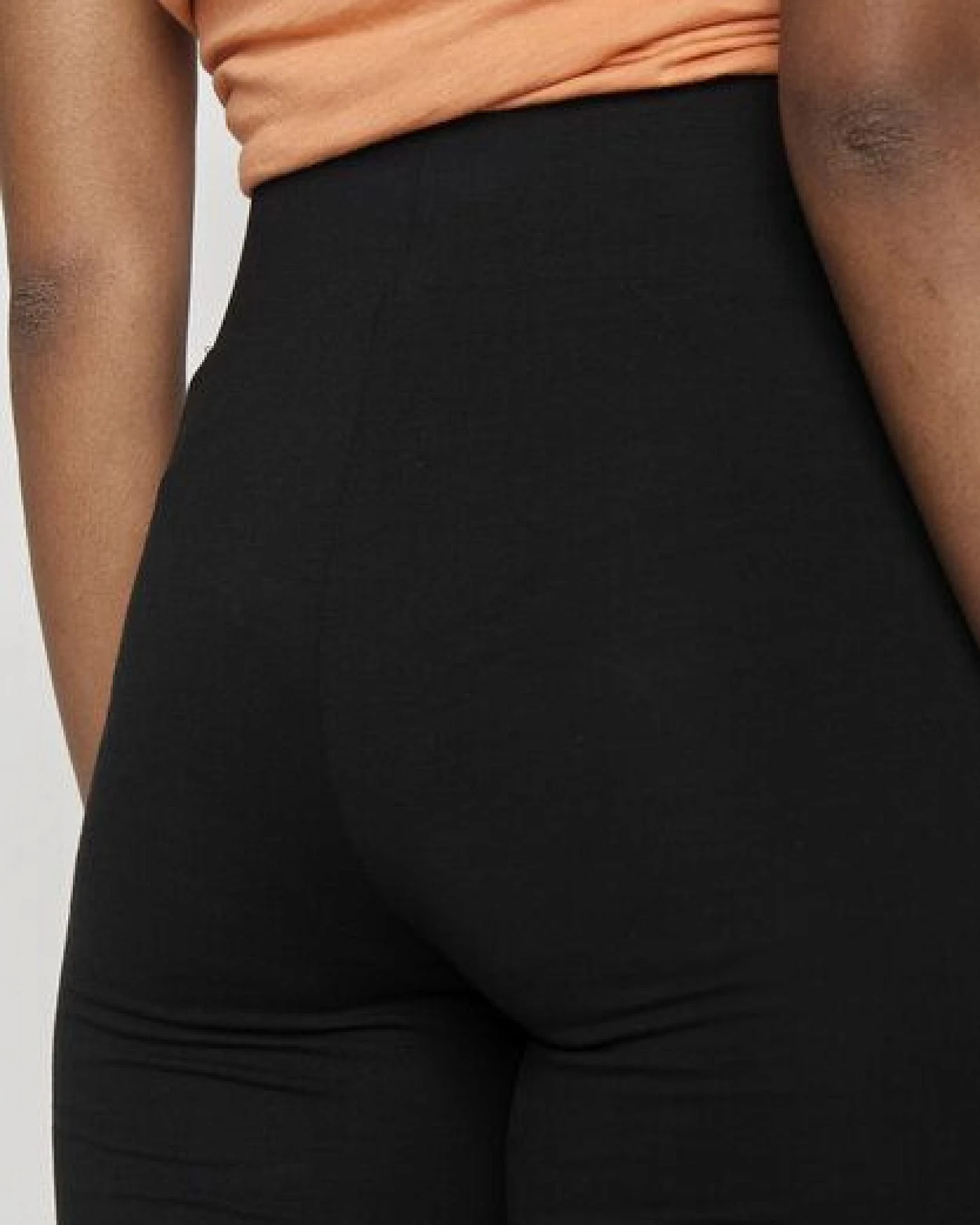GREENBOMB Basic Short - Sportliche Leggings aus Bio-Baumwolle / GOTS / Fair & Vegan – Ansicht 4