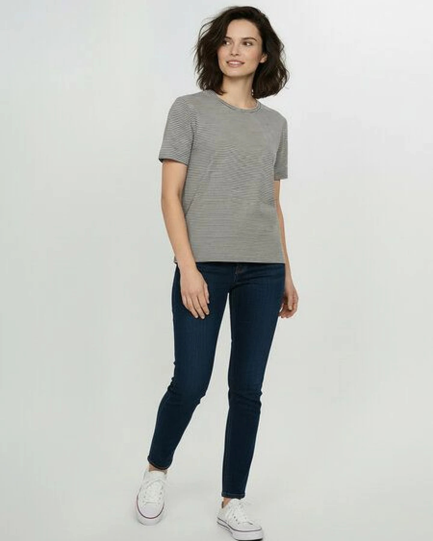GREENBOMB Basic Nova - Kastiges T-Shirt aus Bio-Baumwolle / GOTS / Fair & Vegan – Ansicht 3