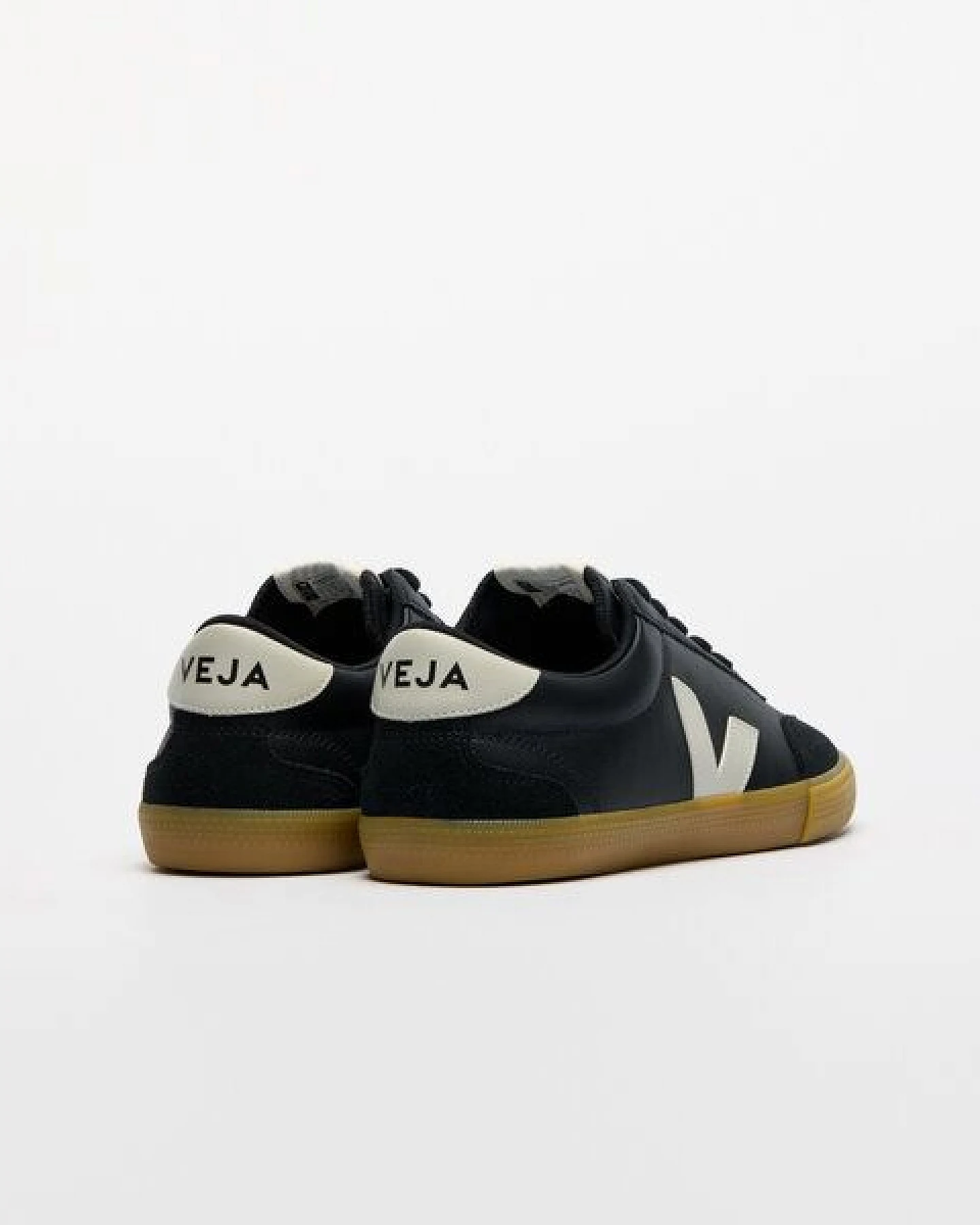 Veja Herren-Sneakers Volley OT Leather Black Pierre – Ansicht 3