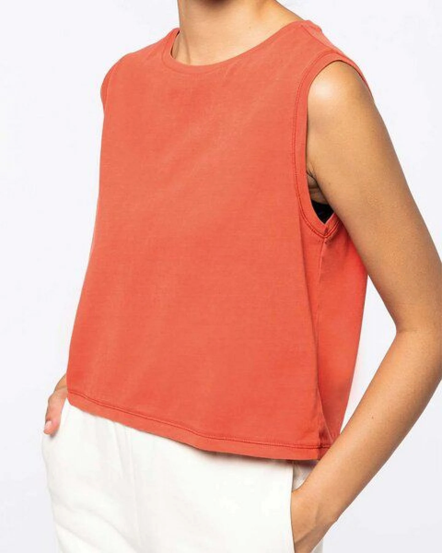 YTWOO Ärmelloses Damen-Crop-T-Shirt aus Bio-Baumwolle – Ansicht 2