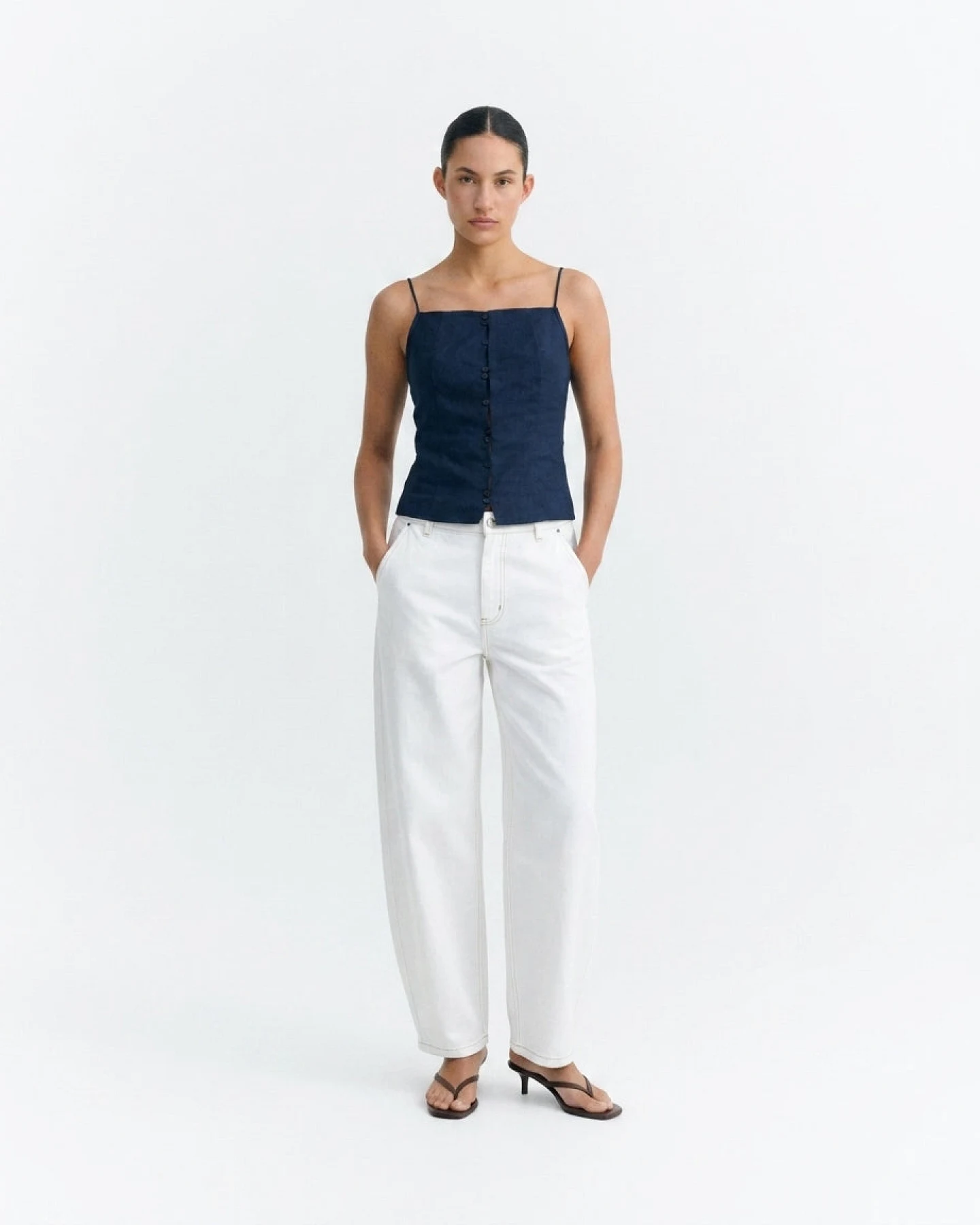 Thinking MU Damen vegan Hose Marissa Barrel Weiß – Ansicht 2