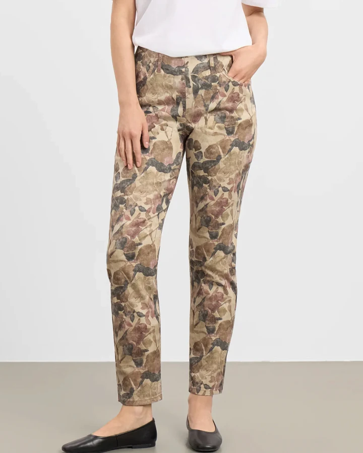 LAURIE Damen vegan Hose Kelly Regular Sl Pflaume Botany-Print