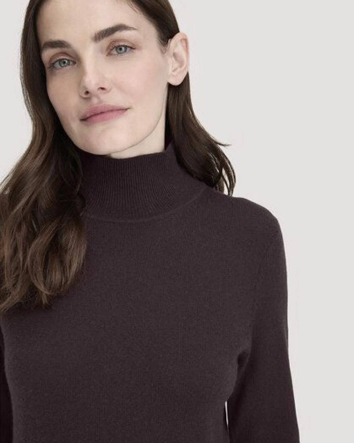 hessnatur Strick Kleid Regular aus Bio-Schurwolle mit Kaschmir – Ansicht 2