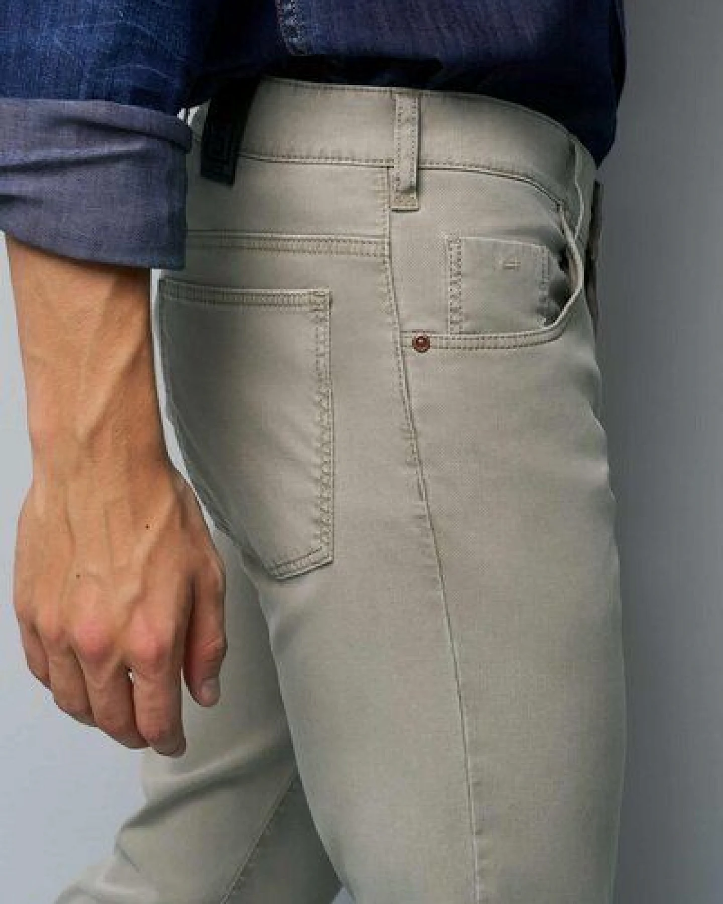 M 5 BY MEYER Baumwolle-Tencel Microstruktur Five Pocket – Ansicht 3