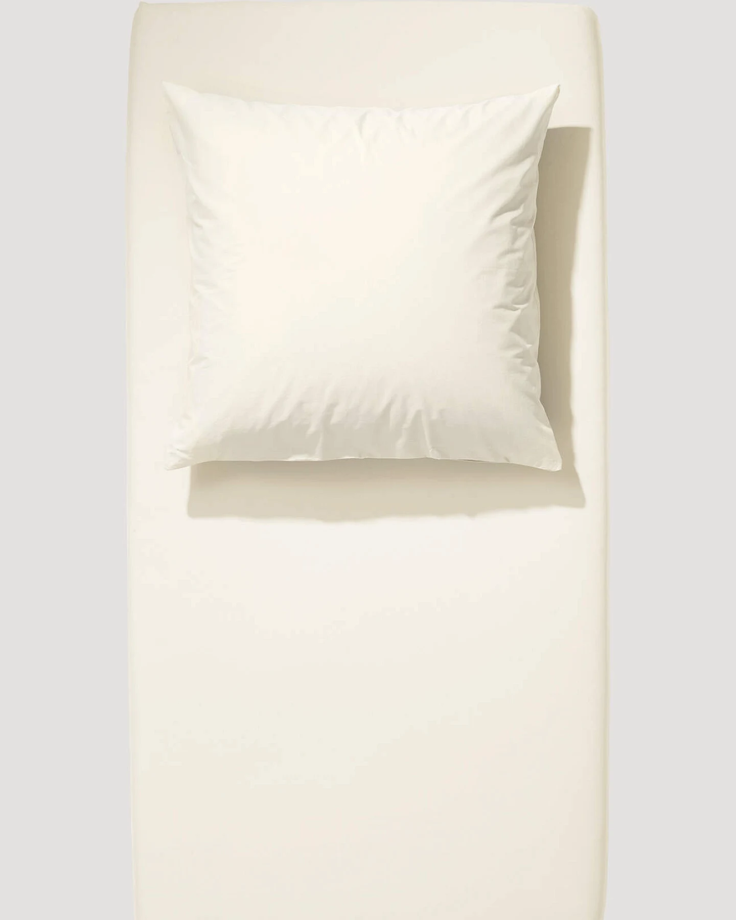 hessnatur Jersey Spannbettlaken aus Bio-Baumwolle - natur - Größe 140-160x200x40 cm – Ansicht 2