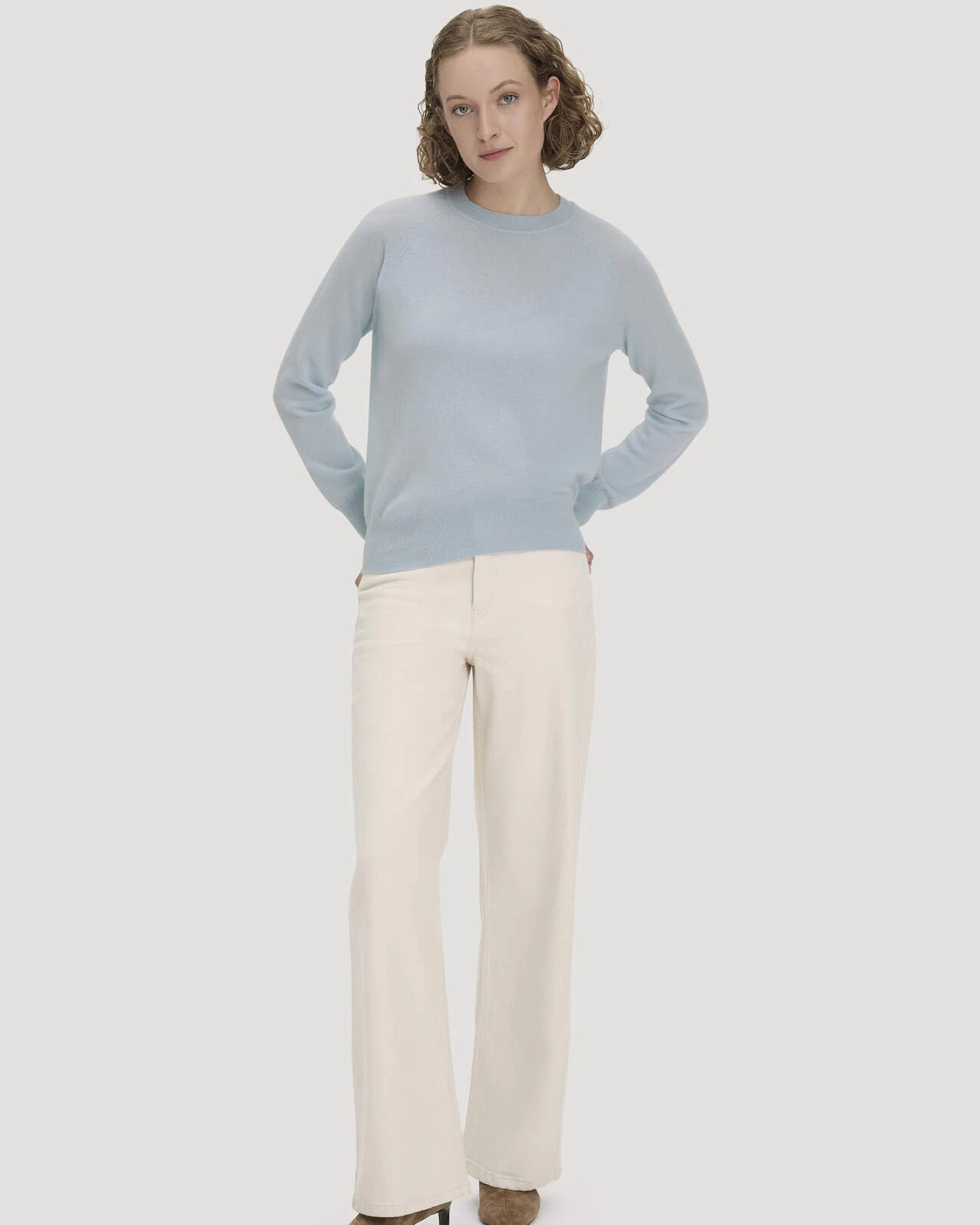 hessnatur Damen Pullover Relaxed BETTER RECYCLING aus Cashmere mit Recycling-Anteil - blau - Größe XXL – Ansicht 2
