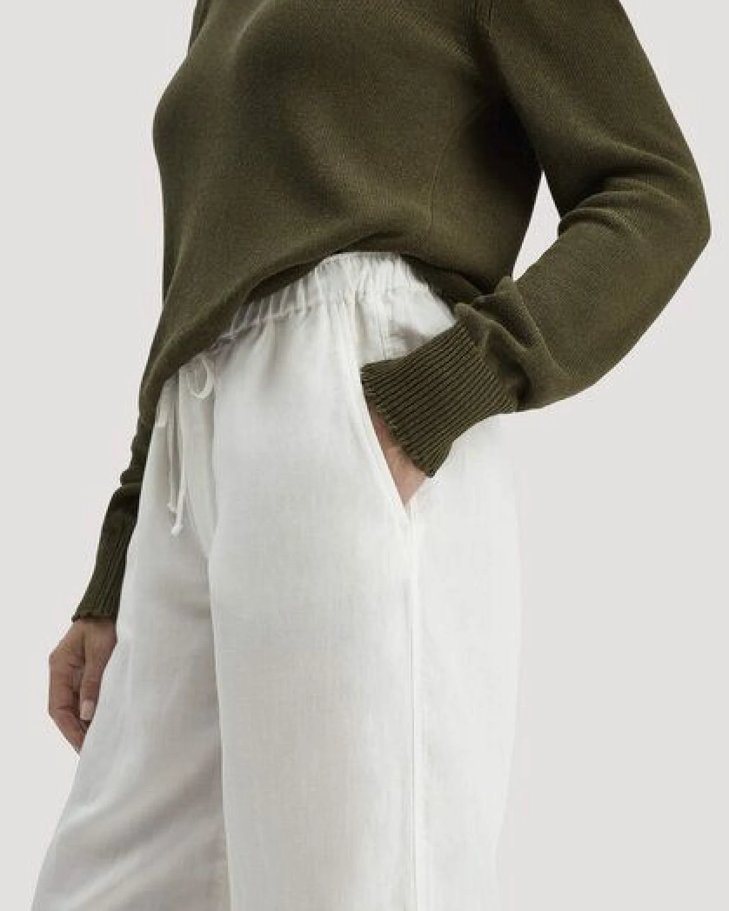 hessnatur Hose Straight Leg Relaxed aus TENCEL Lyocell mit Leinen – Ansicht 2