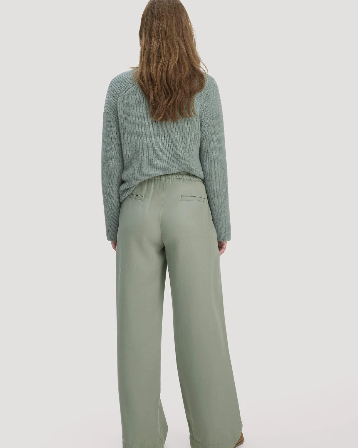 hessnatur Damen Hose Wide Leg aus TENCEL™ Lyocell - grün - Größe 48 – Ansicht 2