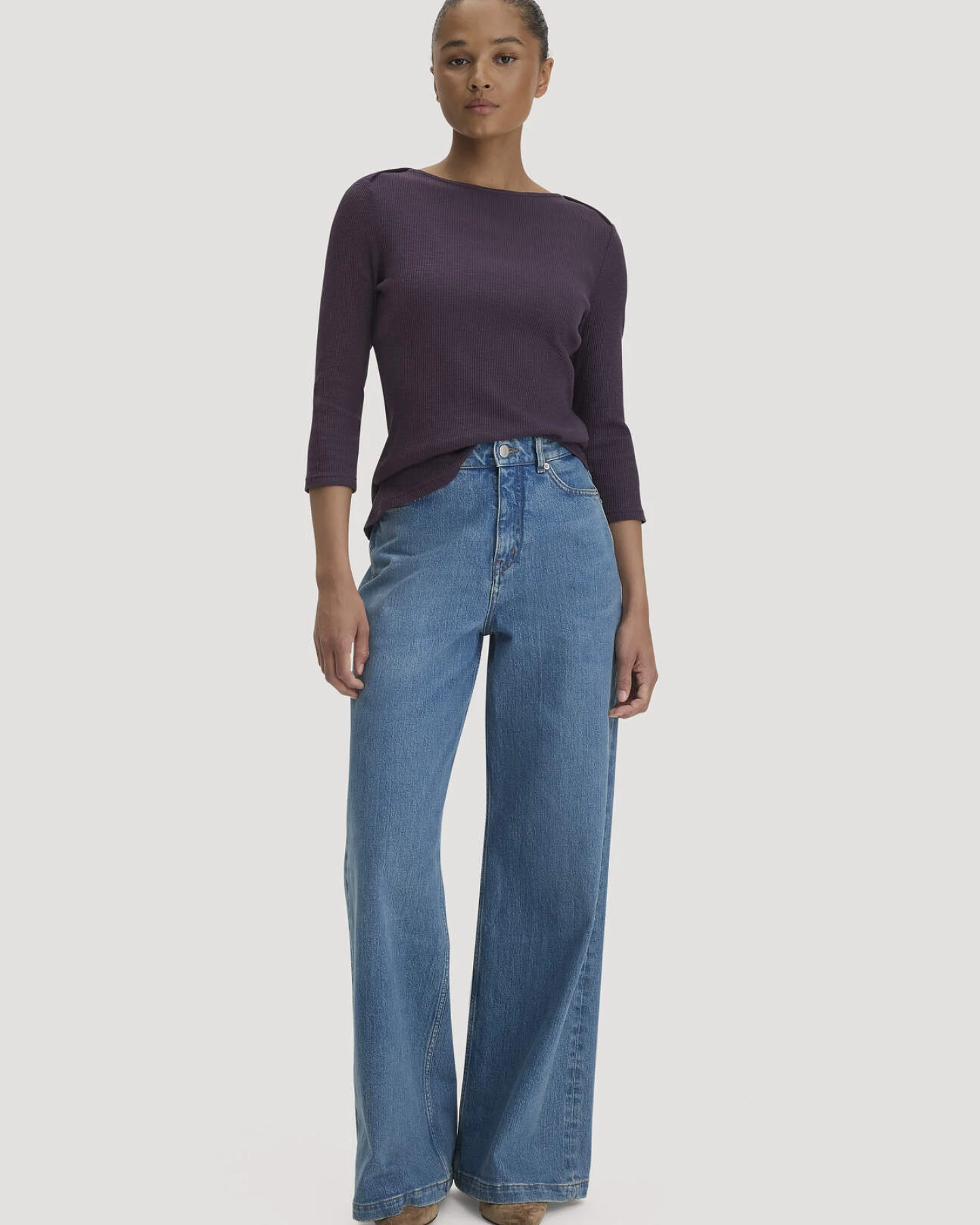 hessnatur Damen Boatneck Longsleeve Slim aus Bio-Baumwolle - lila - Größe 46 – Ansicht 2
